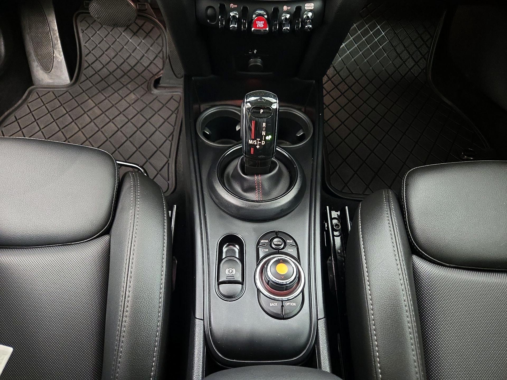 Thumbnail: 2020 MINI Cooper Countryman - 17
