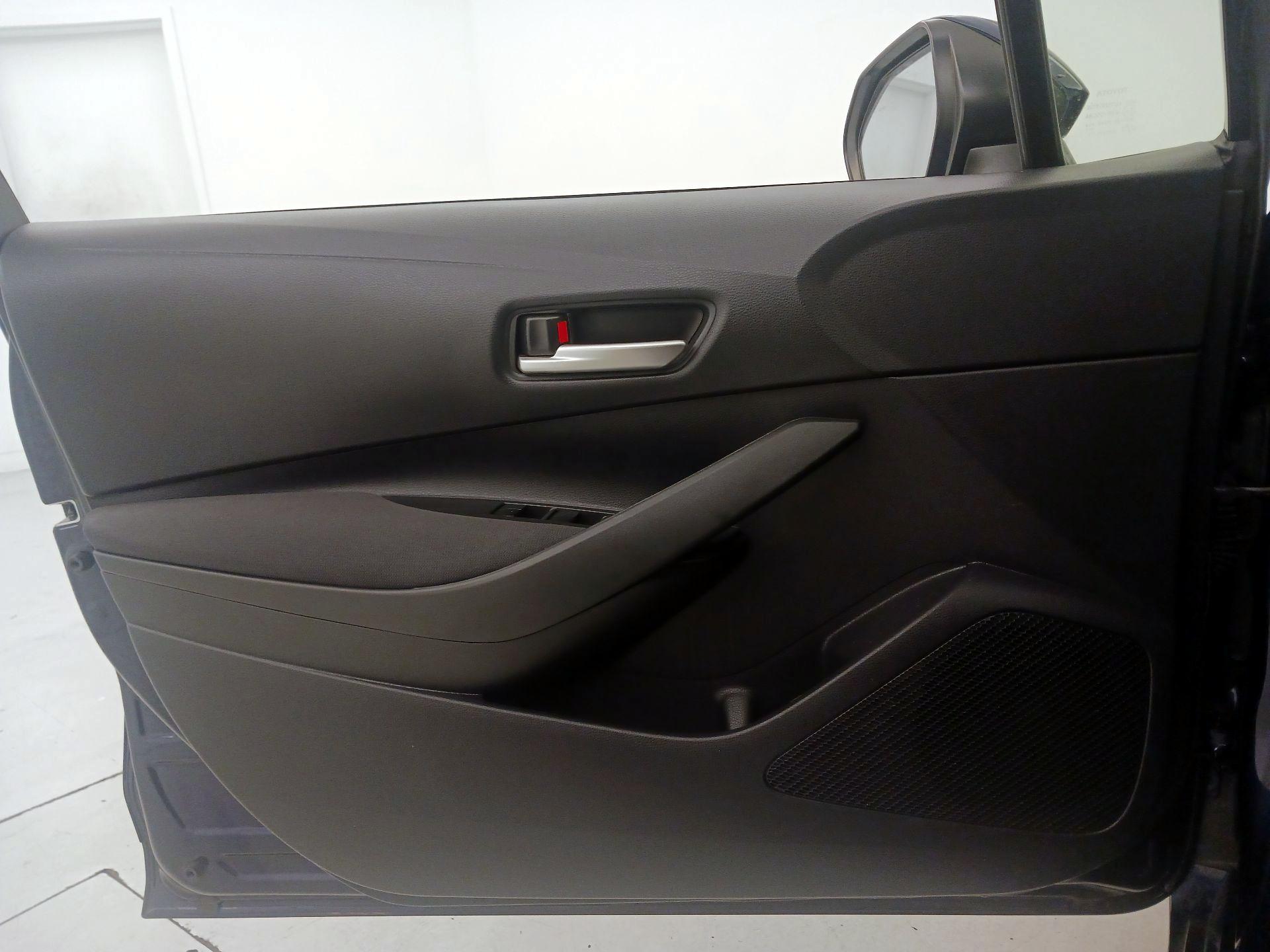 Thumbnail: 2020 Toyota Corolla - 12
