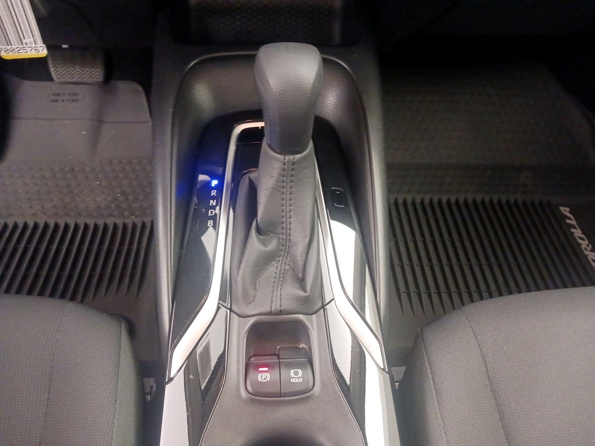 Thumbnail: 2020 Toyota Corolla - 17