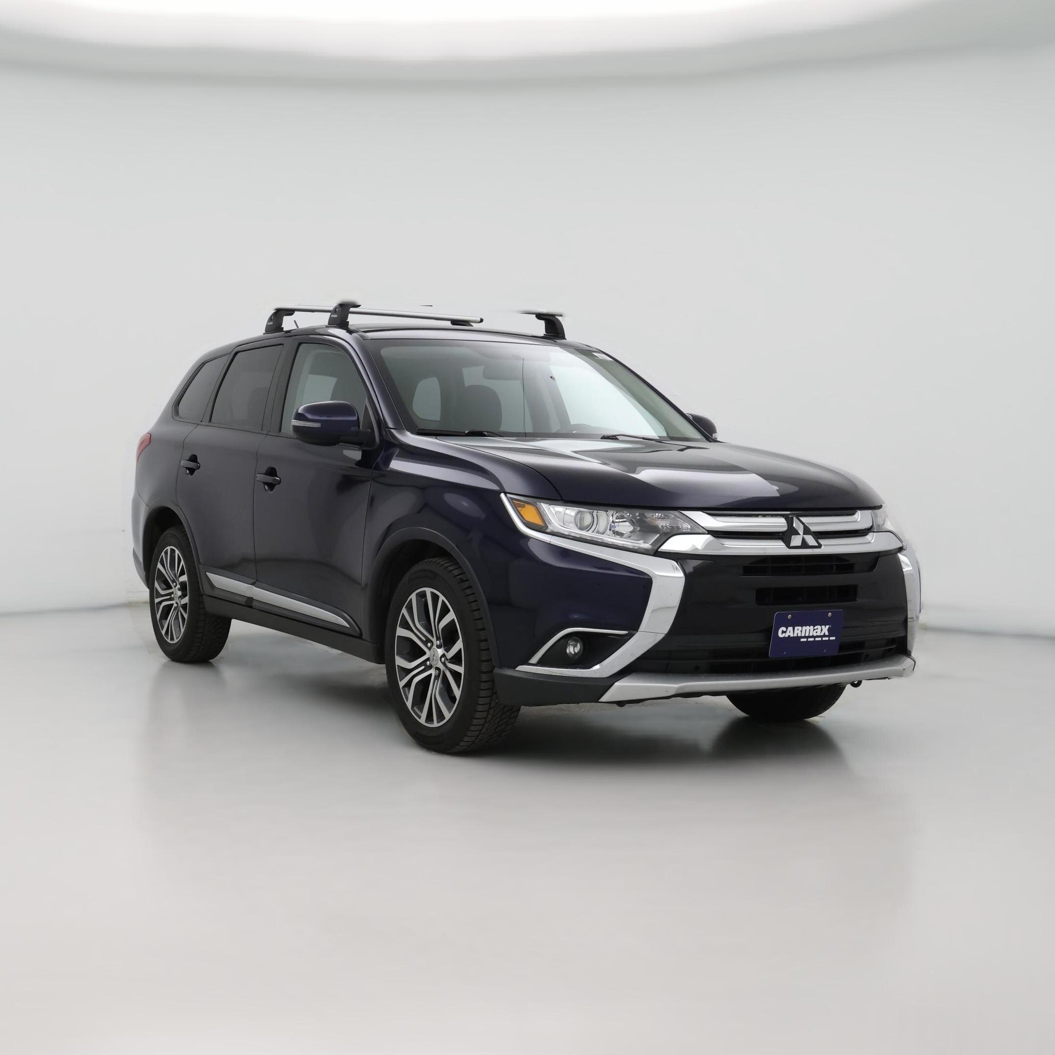 Thumbnail: 2016 Mitsubishi Outlander - 1