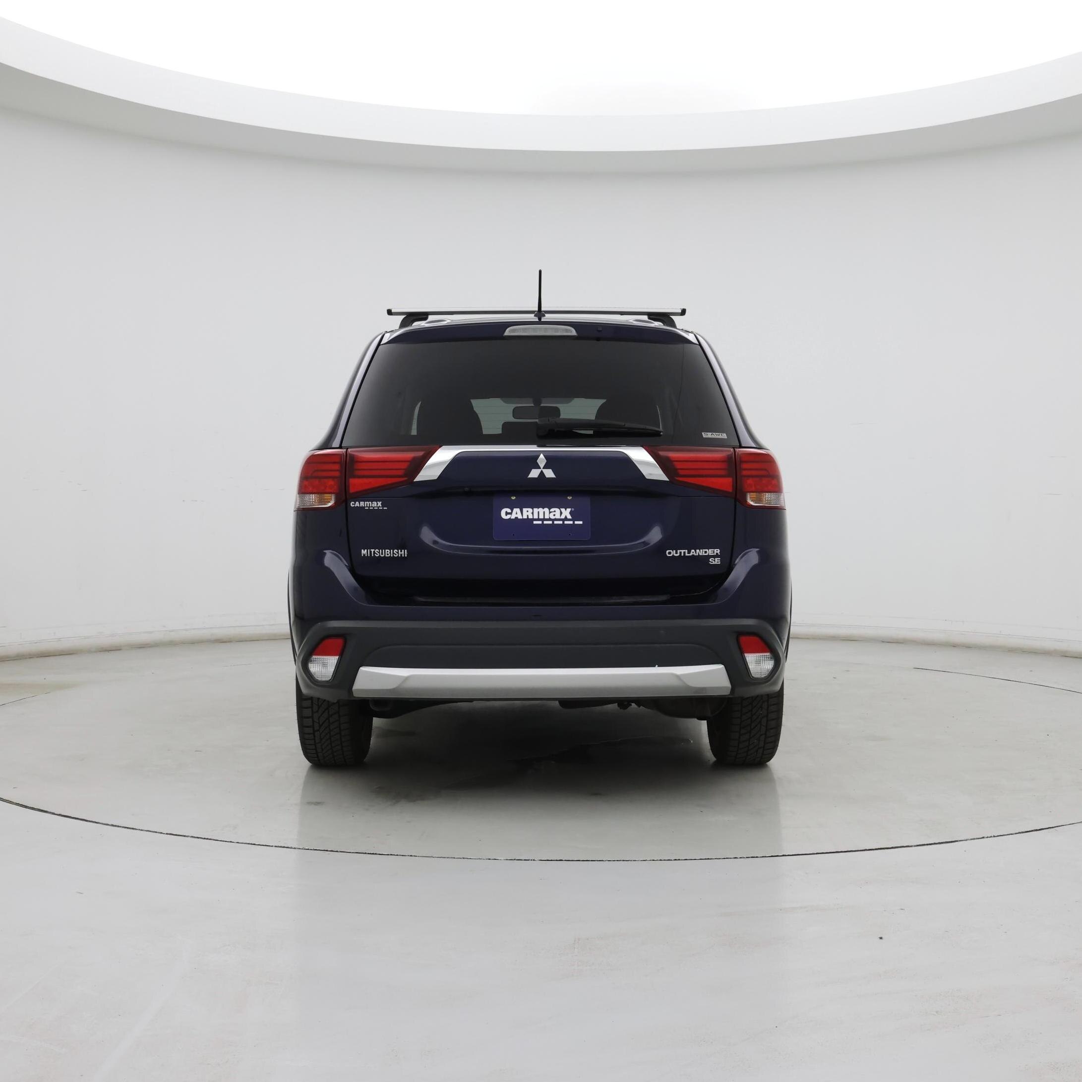 Thumbnail: 2016 Mitsubishi Outlander - 6