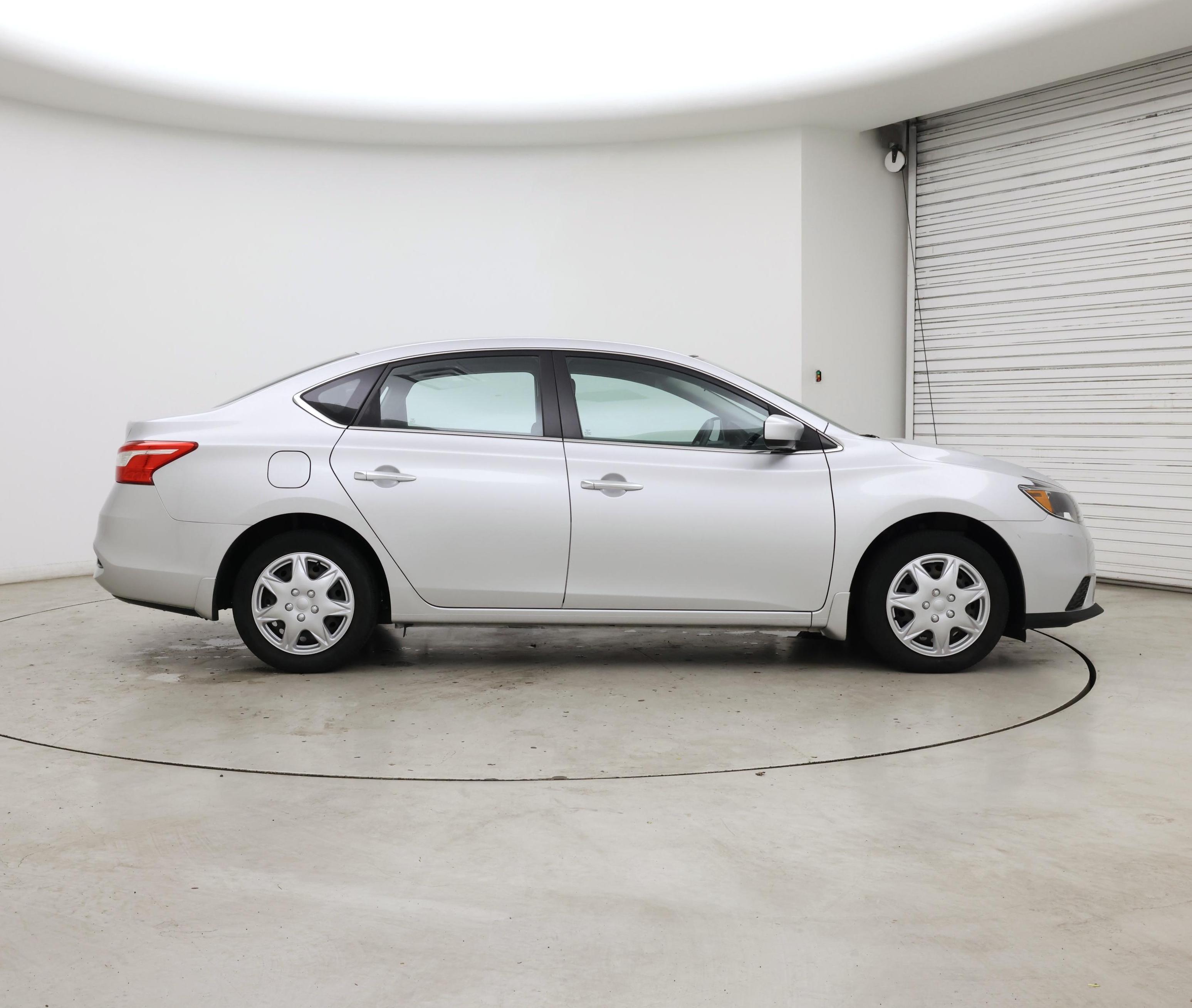 Thumbnail: 2019 Nissan Sentra - 7