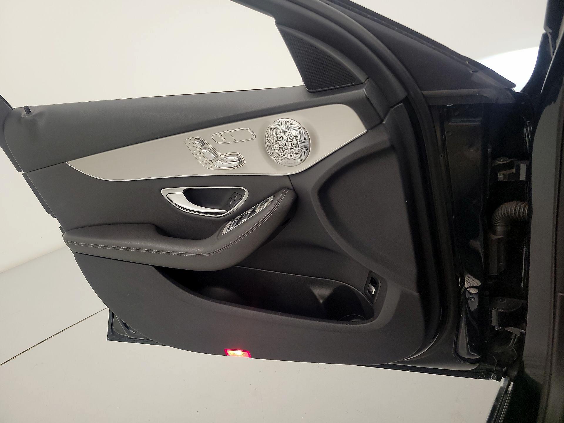 Thumbnail: 2019 Mercedes-Benz C-Class - 12