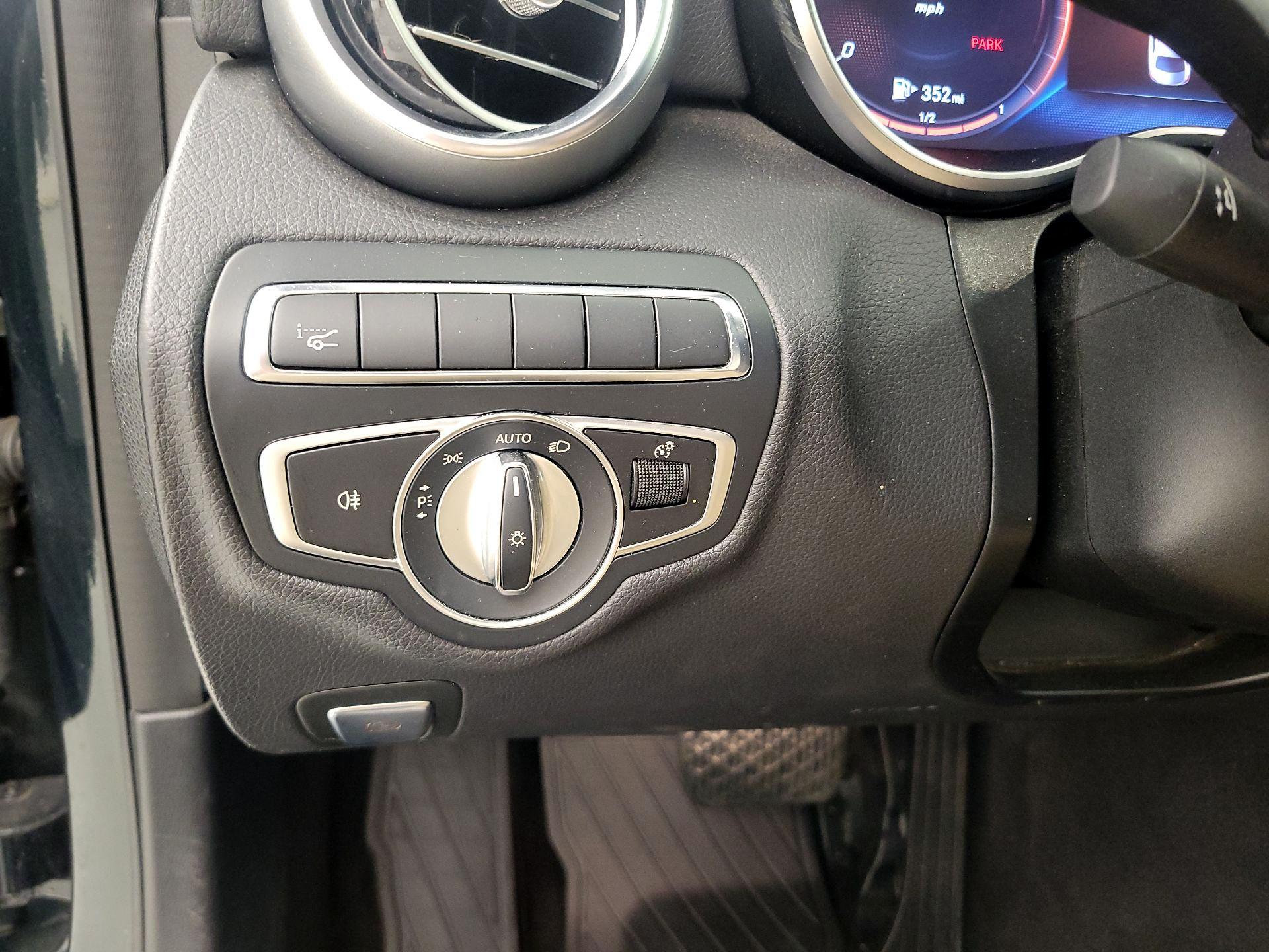Thumbnail: 2019 Mercedes-Benz C-Class - 13