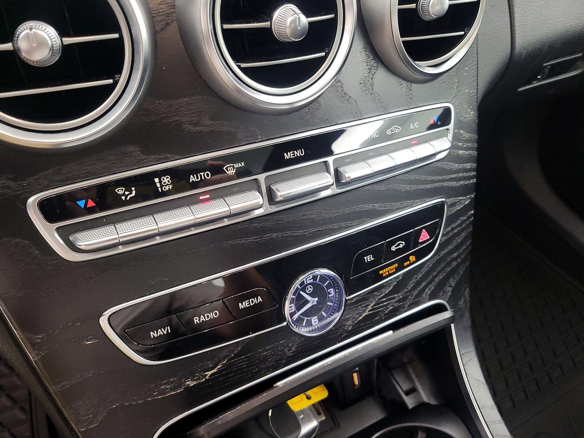 Thumbnail: 2019 Mercedes-Benz C-Class - 17