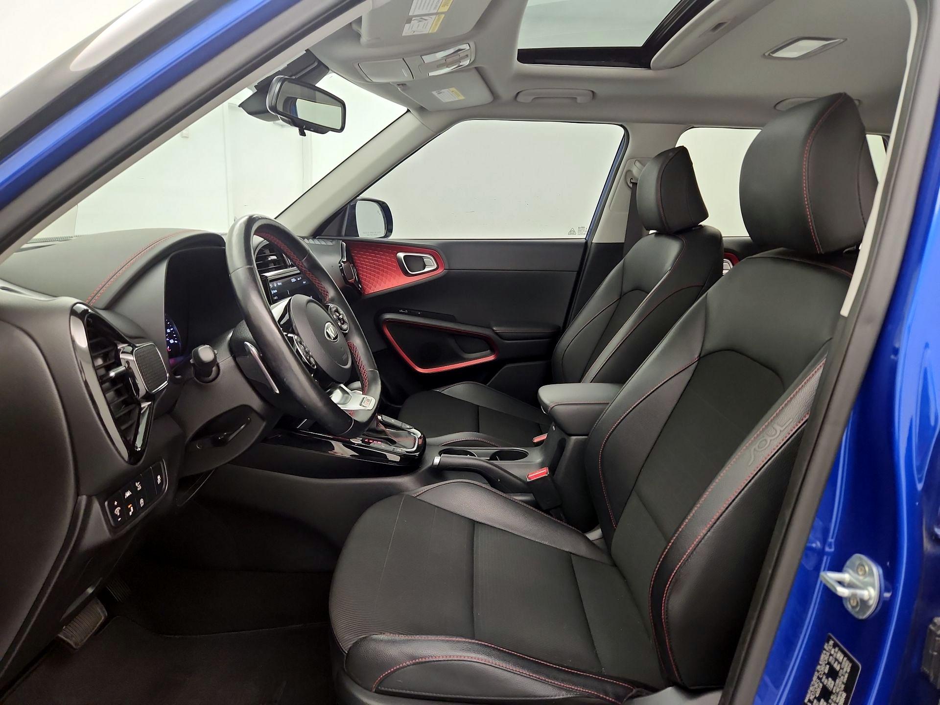 Thumbnail: 2020 Kia Soul - 11