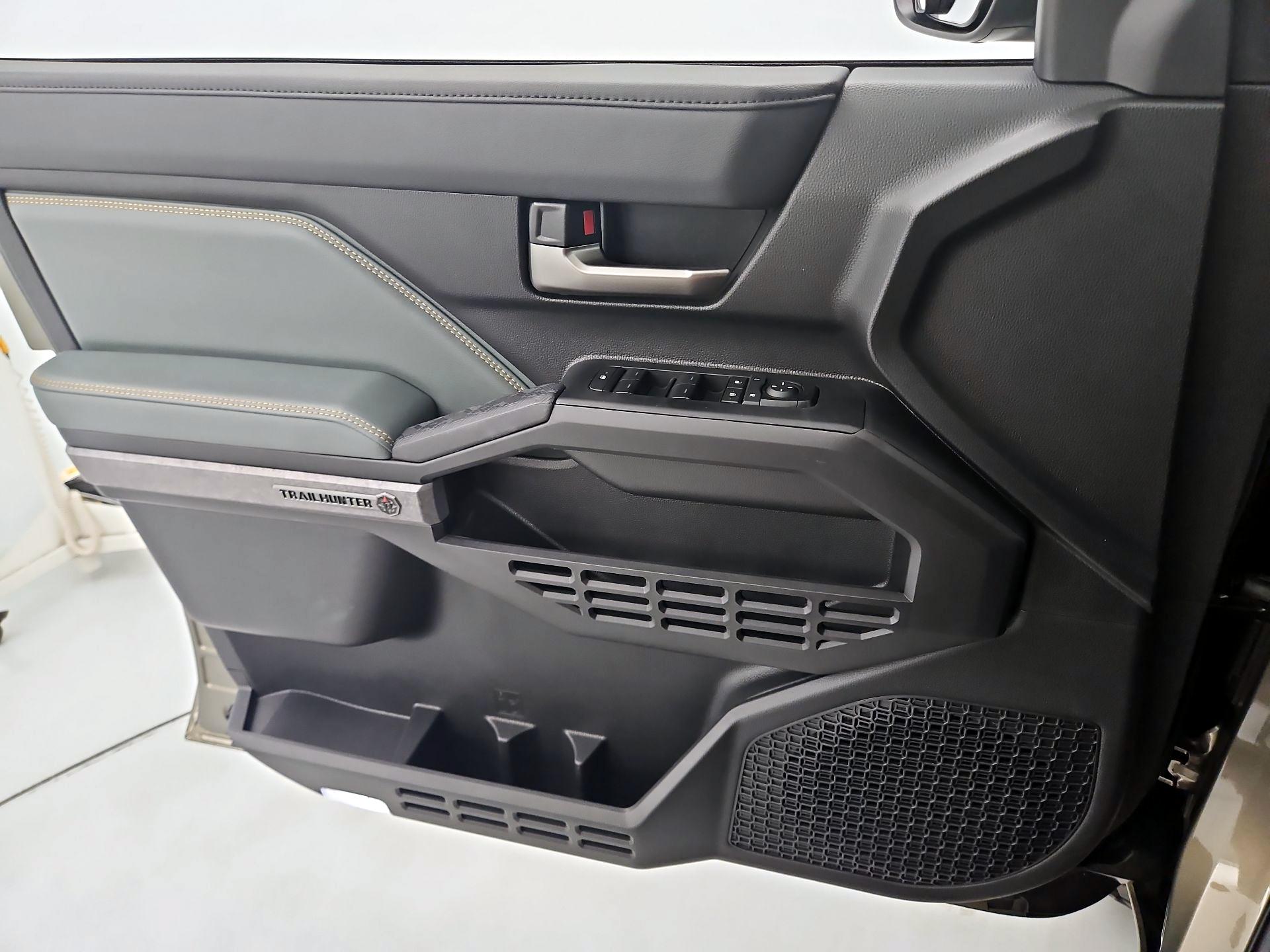 Thumbnail: 2025 Toyota Tacoma - 12