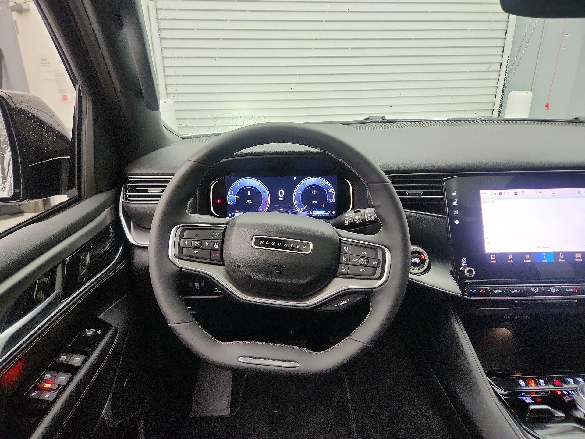 Thumbnail: 2024 Jeep Wagoneer - 10