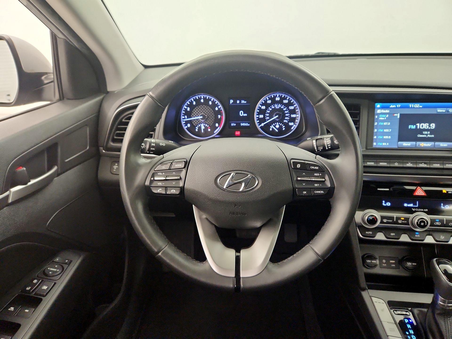 Thumbnail: 2020 Hyundai Elantra - 10