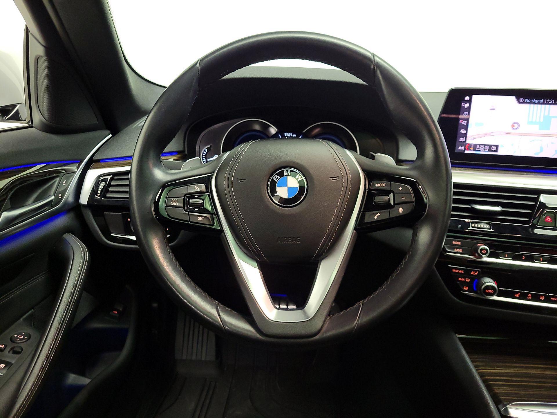 Thumbnail: 2019 BMW 5 Series - 10