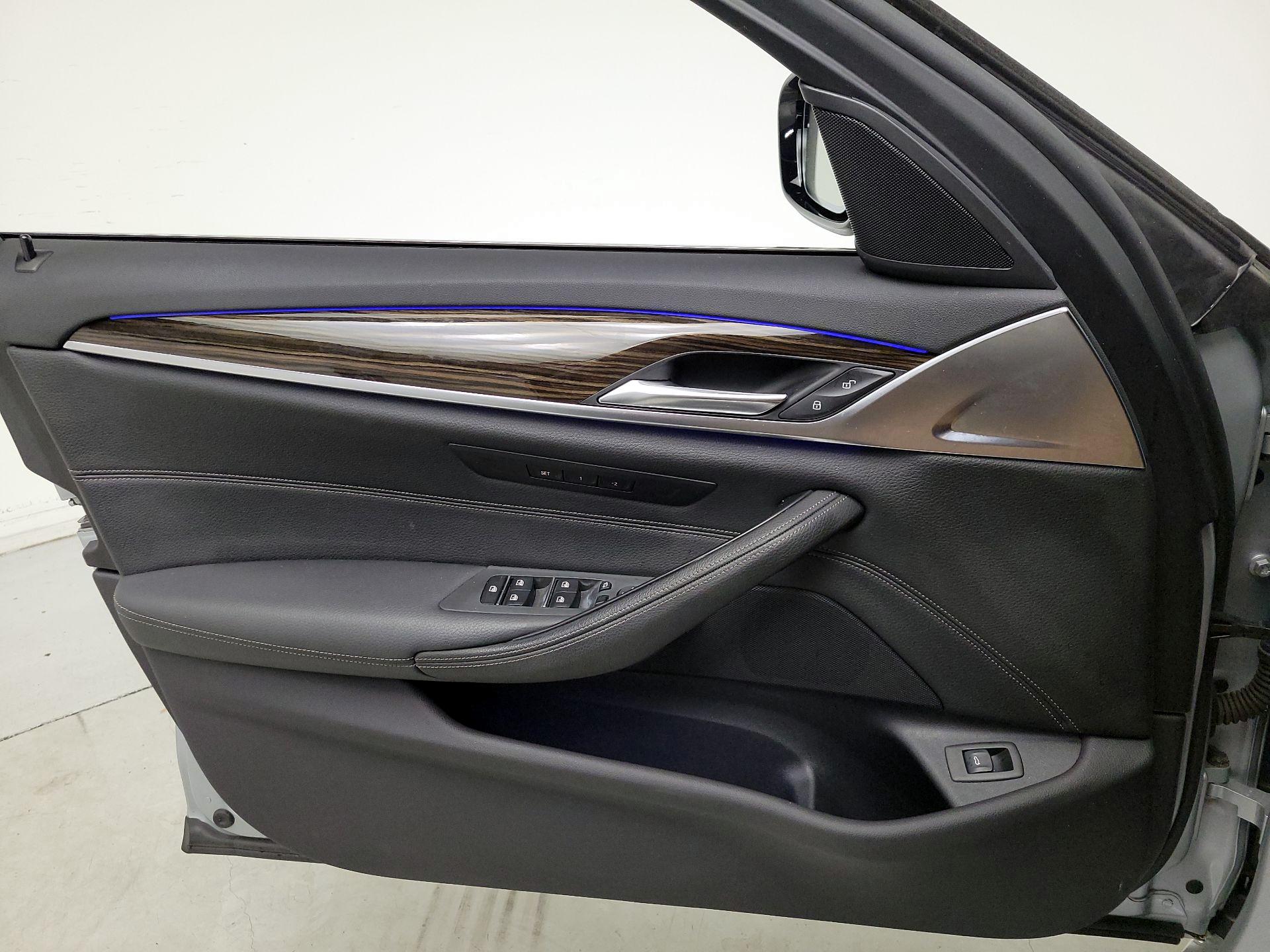 Thumbnail: 2019 BMW 5 Series - 12