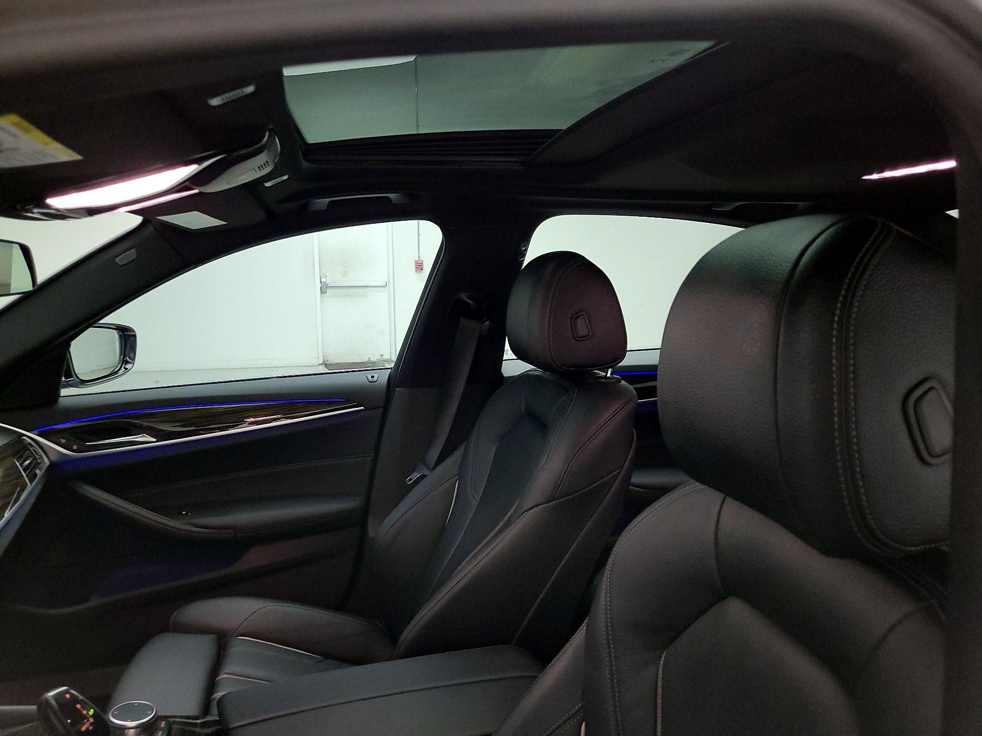 Thumbnail: 2019 BMW 5 Series - 20