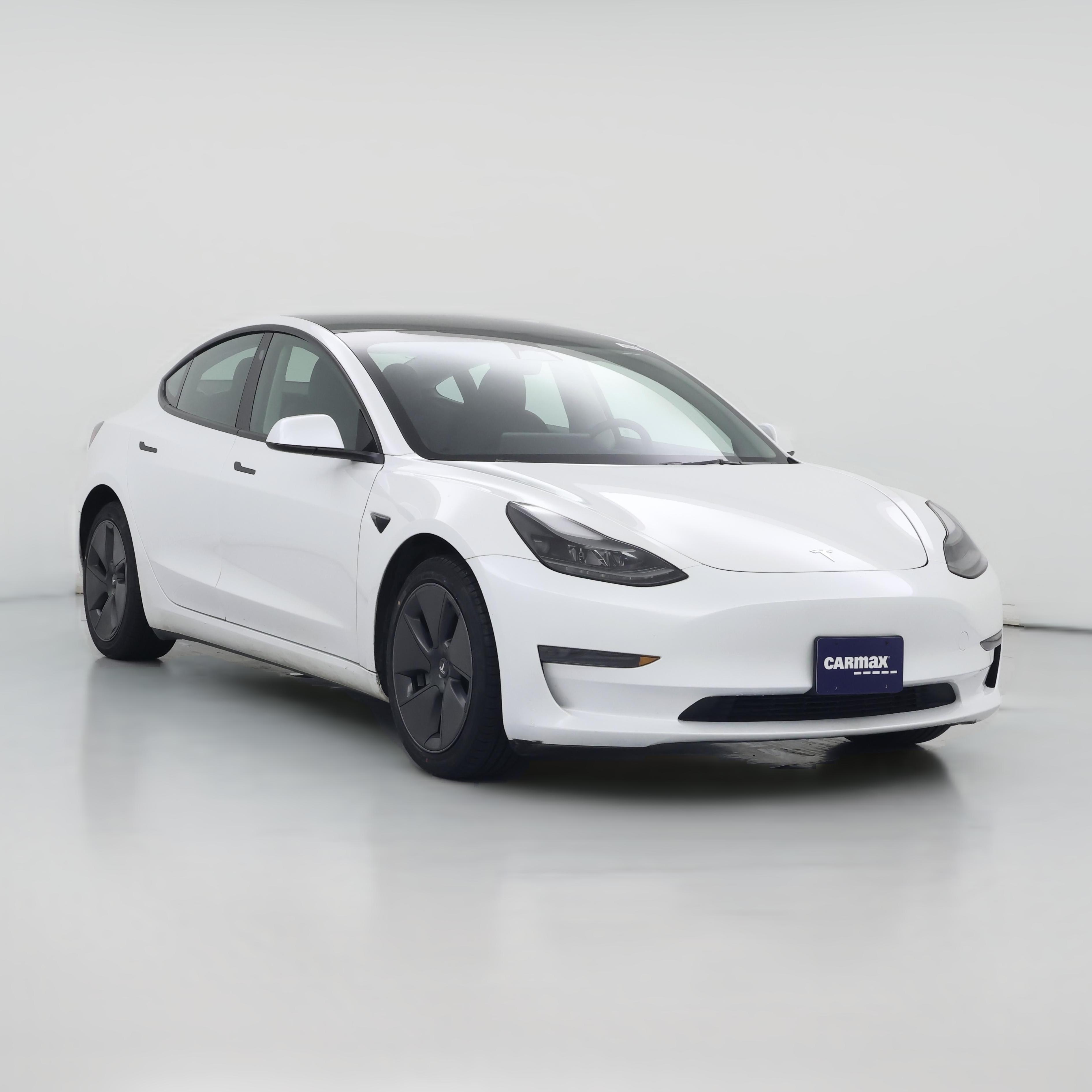 Thumbnail: 2023 Tesla Model 3 - 1