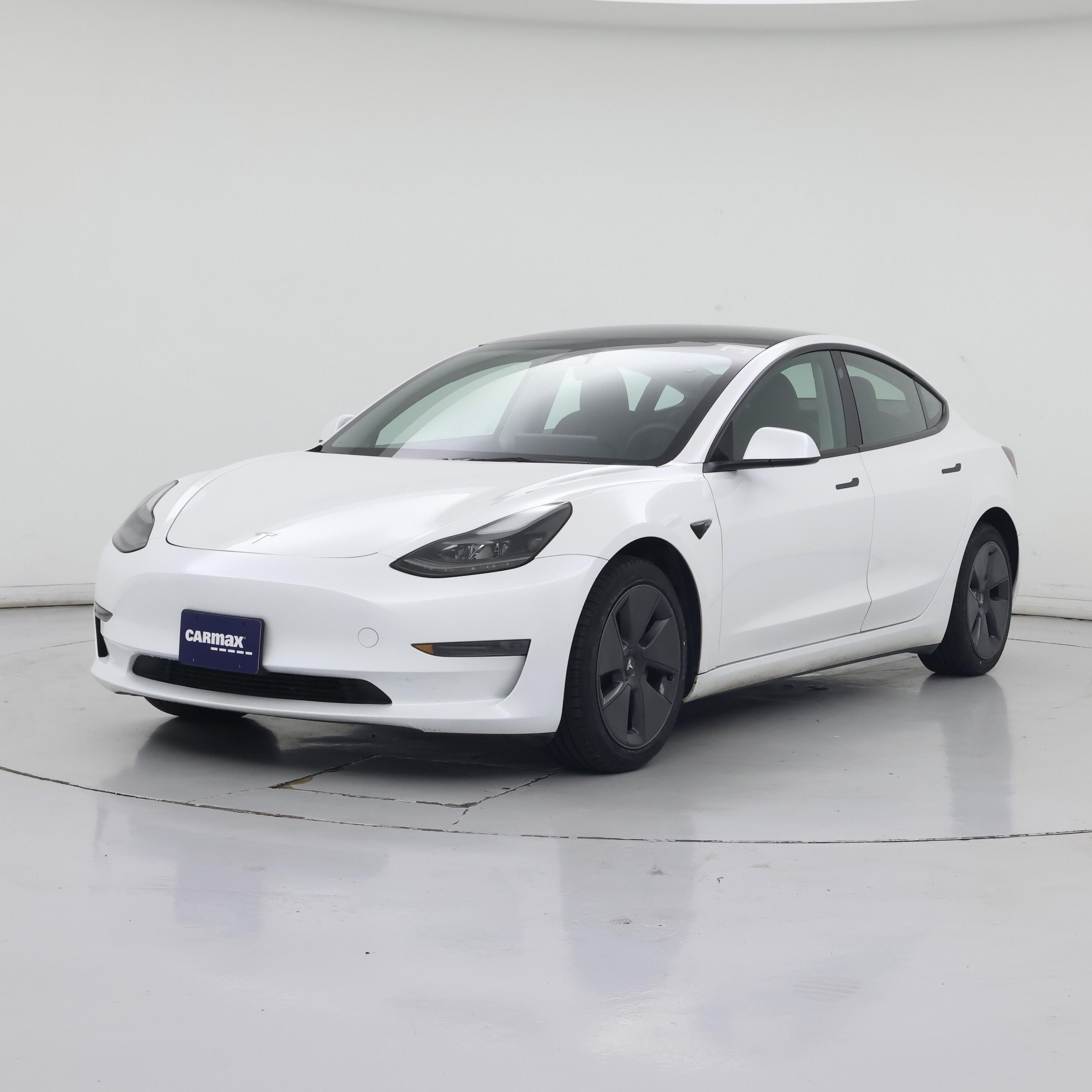 Thumbnail: 2023 Tesla Model 3 - 4
