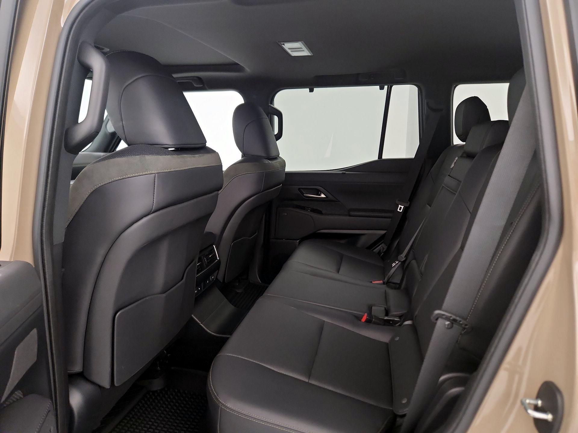 Thumbnail: 2024 Lexus GX - 20