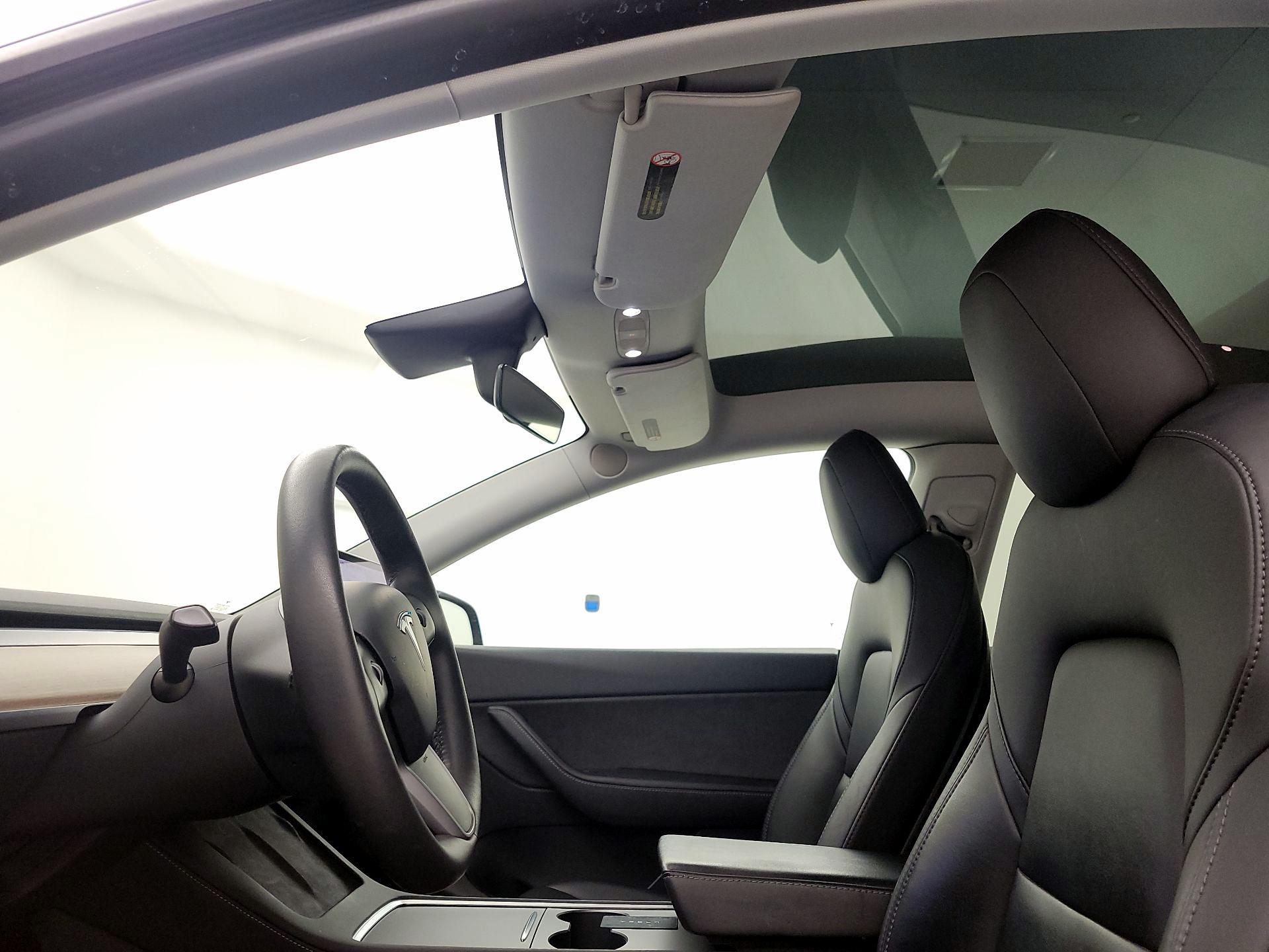 Thumbnail: 2021 Tesla Model Y - 19