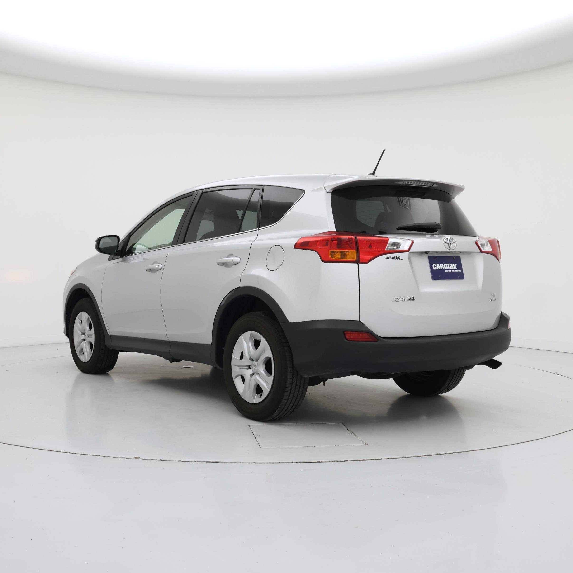 Thumbnail: 2015 Toyota RAV4 - 2