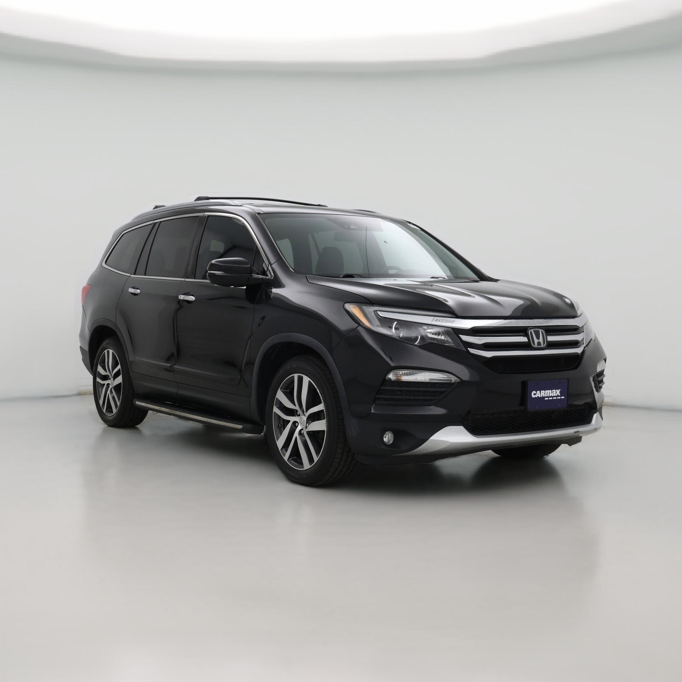 Thumbnail: 2017 Honda Pilot - 1