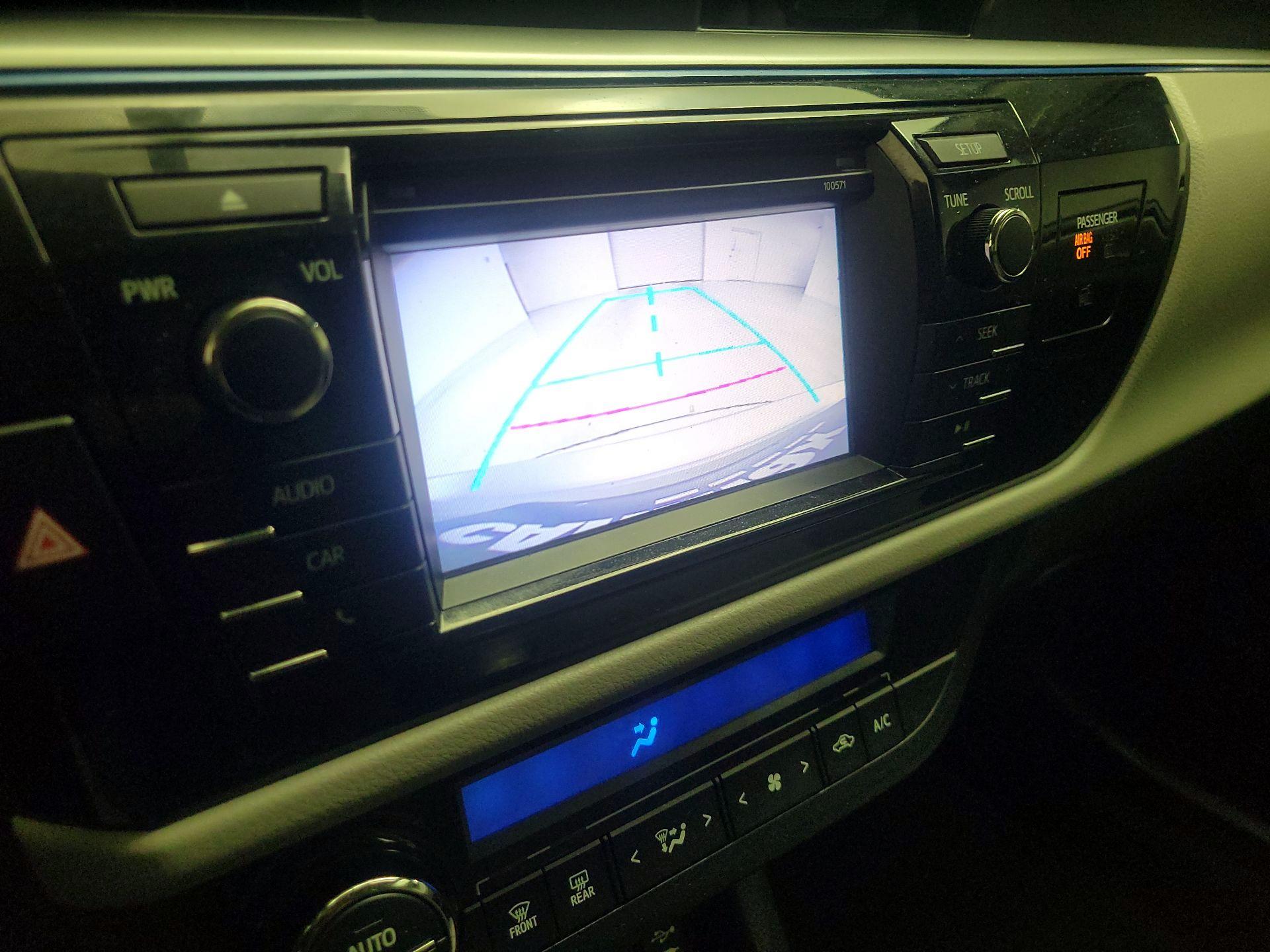 Thumbnail: 2016 Toyota Corolla - 14