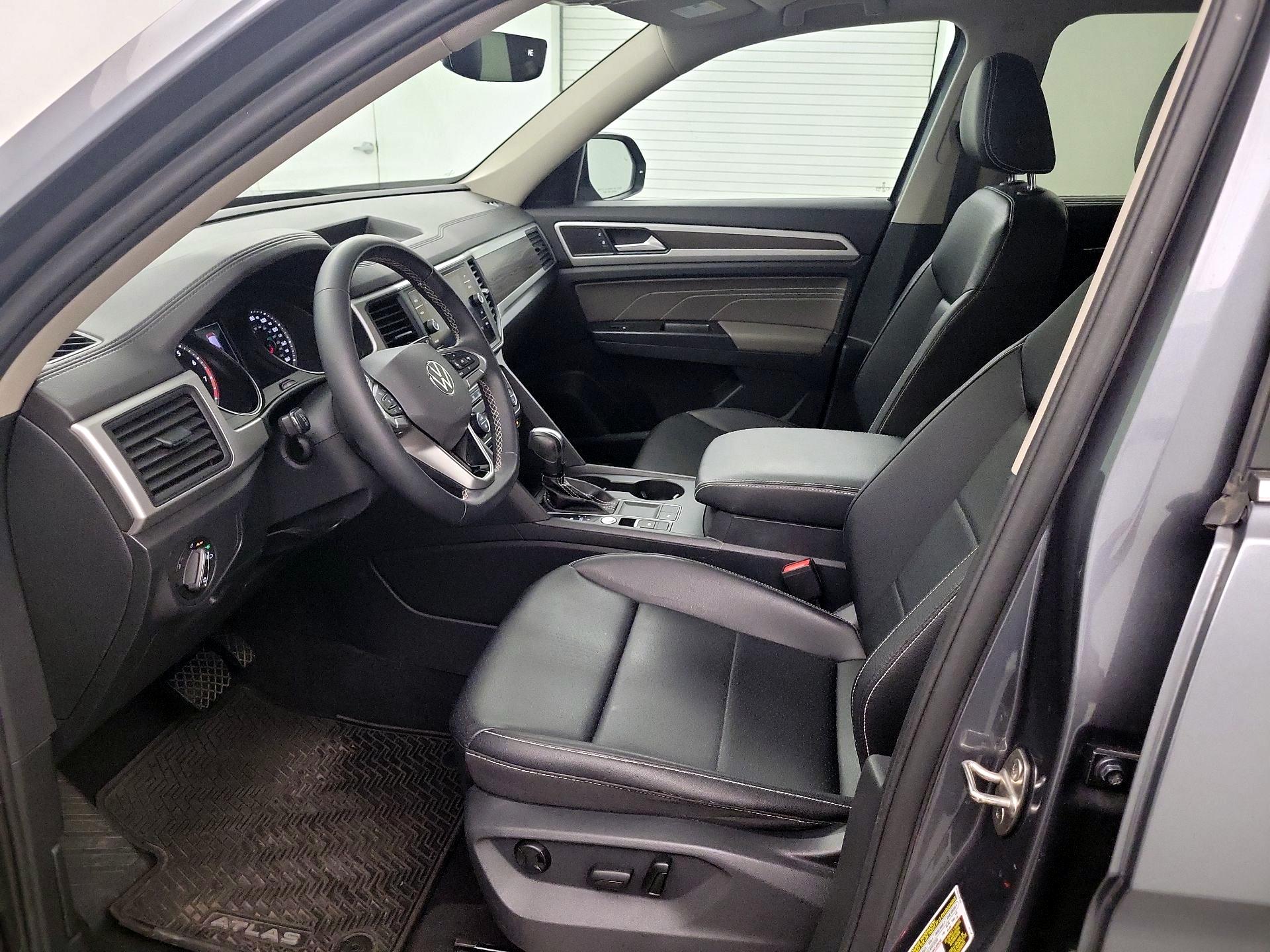Thumbnail: 2021 Volkswagen Atlas - 11