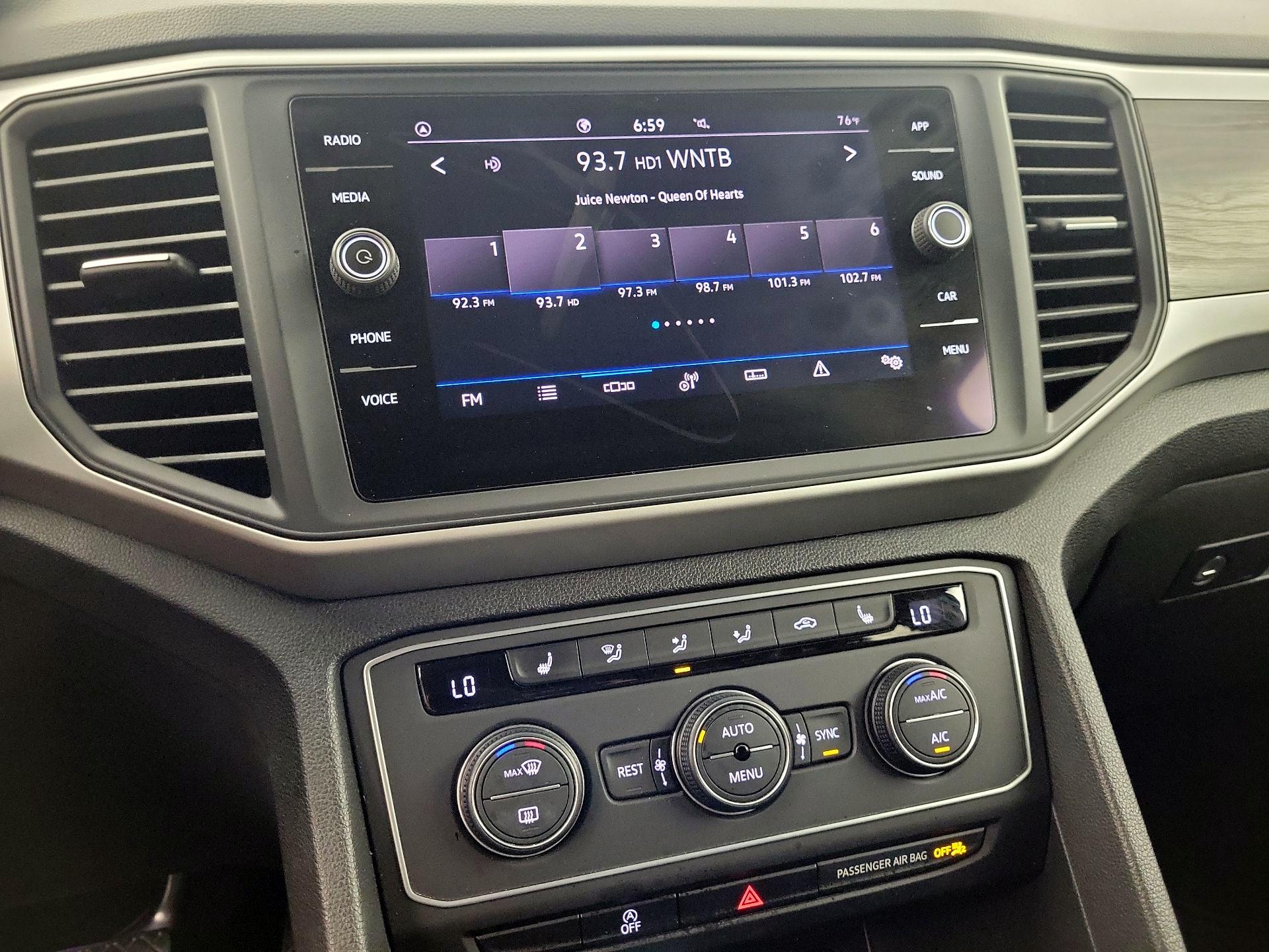 Thumbnail: 2021 Volkswagen Atlas - 15