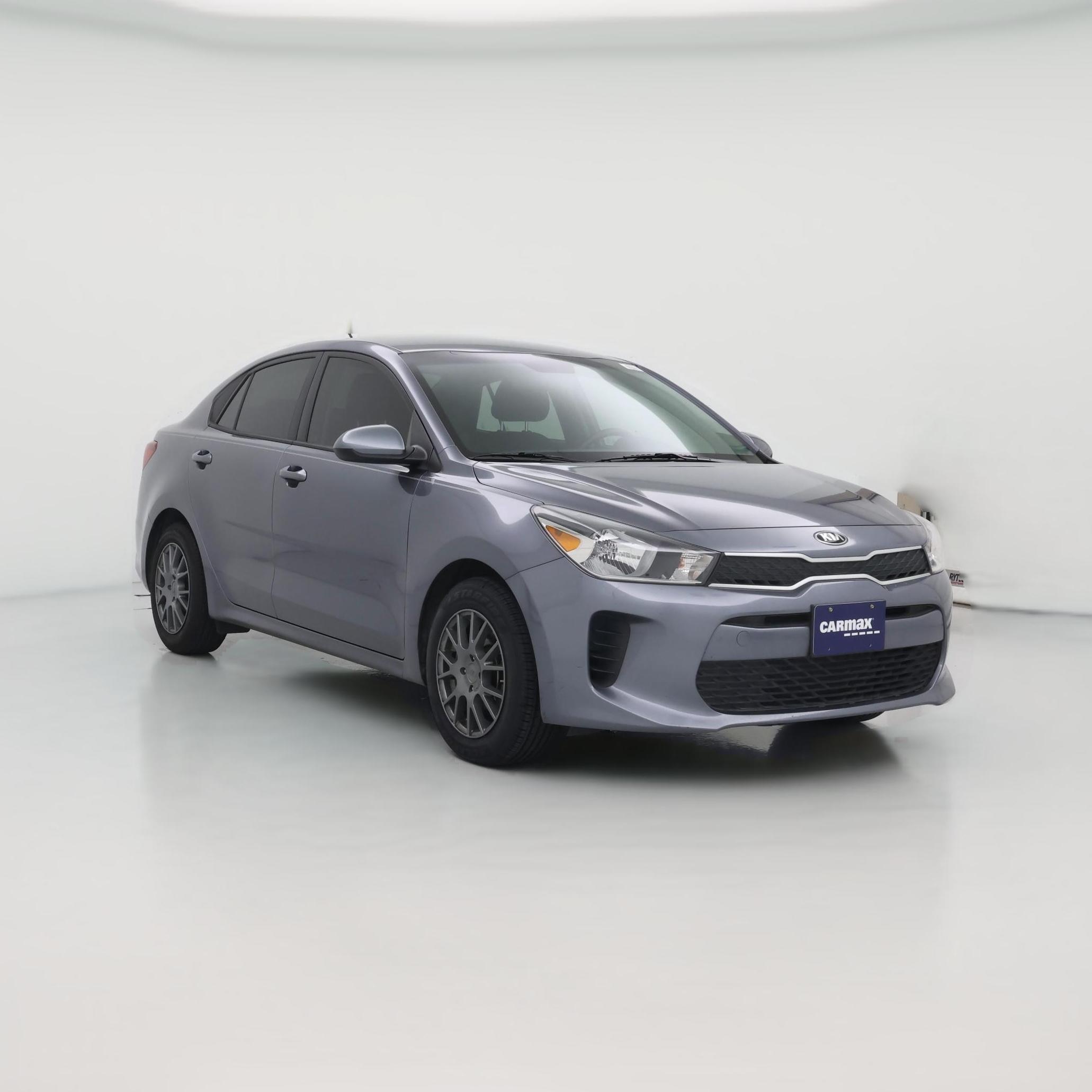 Thumbnail: 2019 Kia Rio - 1