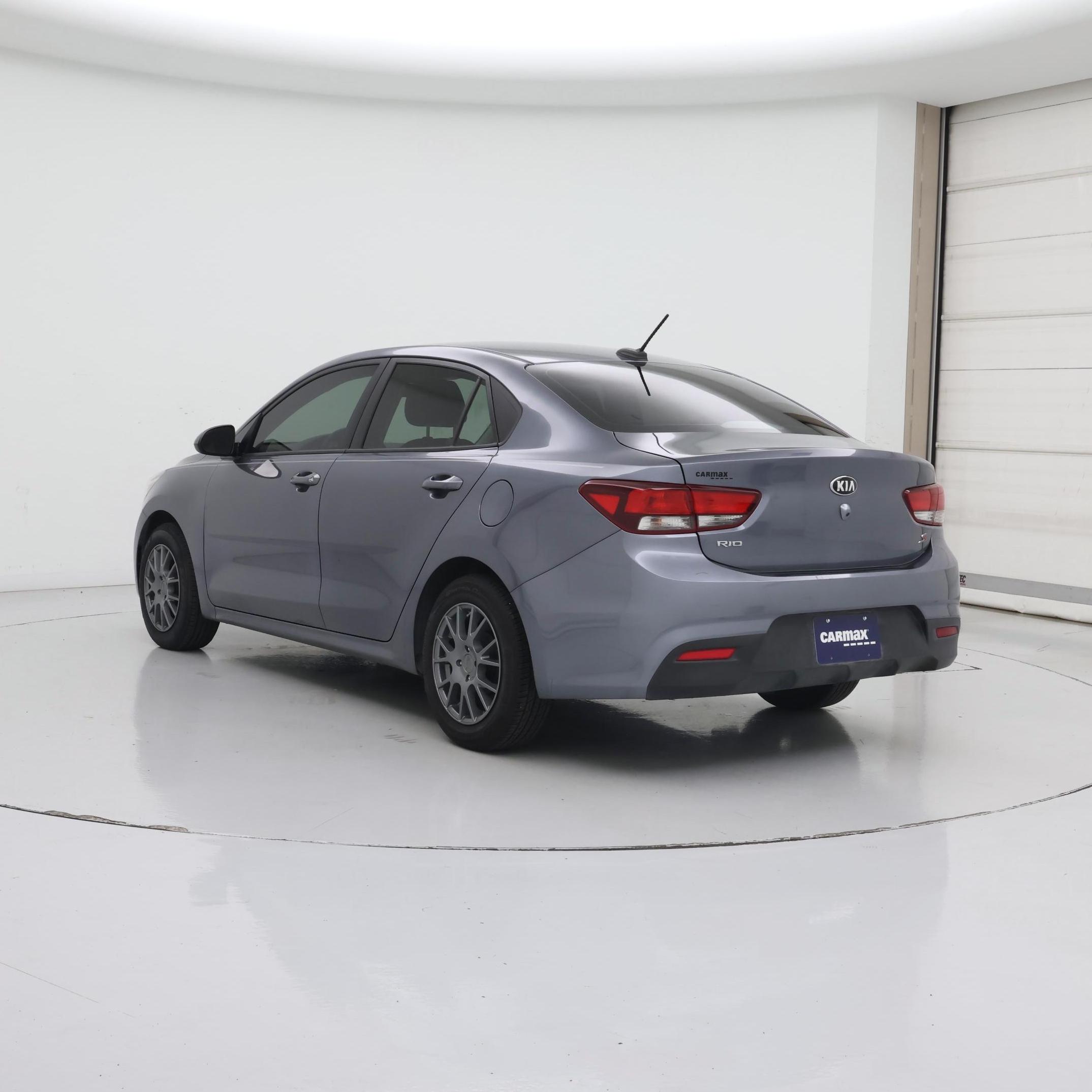 Thumbnail: 2019 Kia Rio - 2