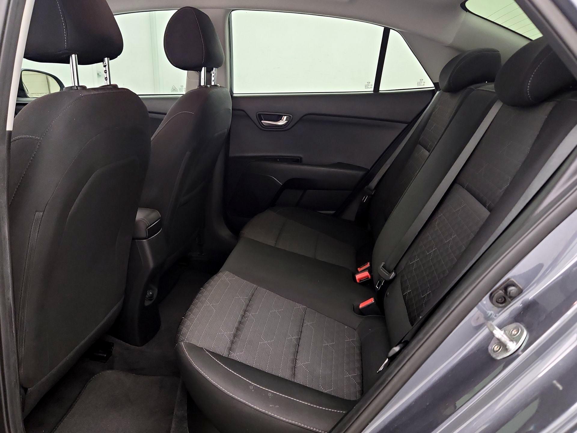 Thumbnail: 2019 Kia Rio - 19