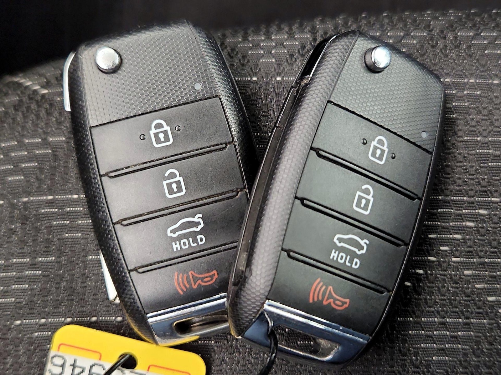 2019 Kia RIO S - Photo 23