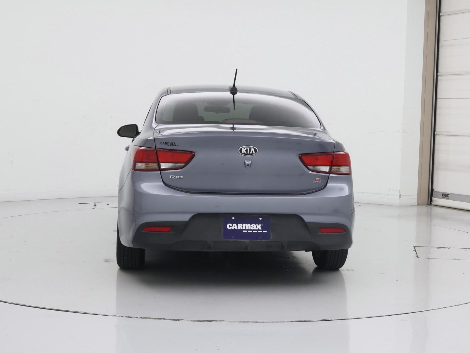 2019 Kia RIO S - Photo 7