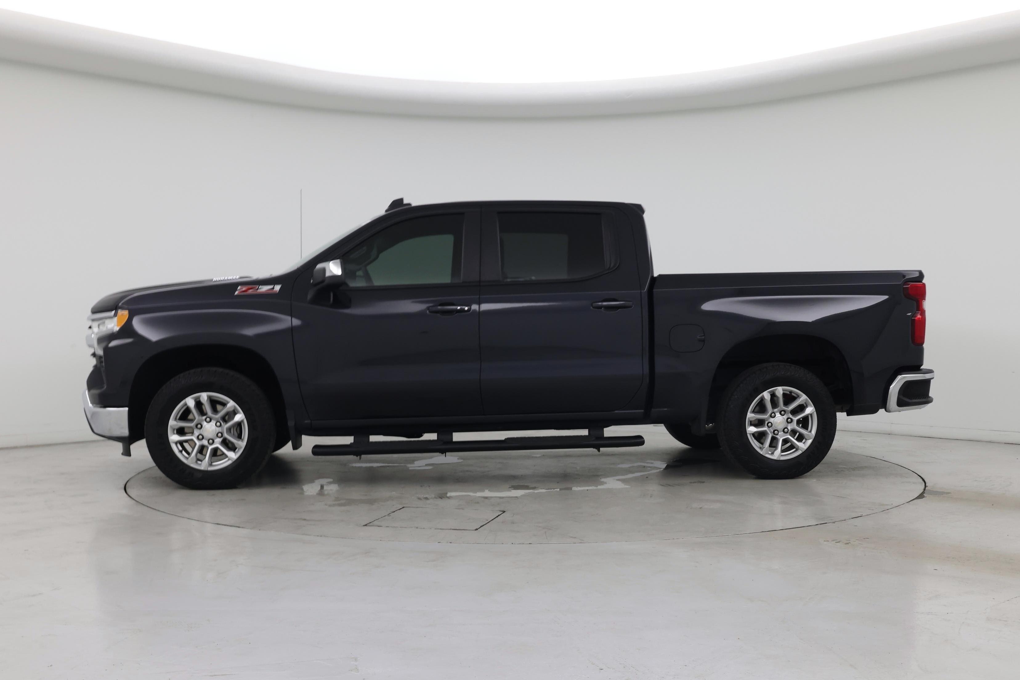Thumbnail: 2022 Chevrolet Silverado 1500 - 3