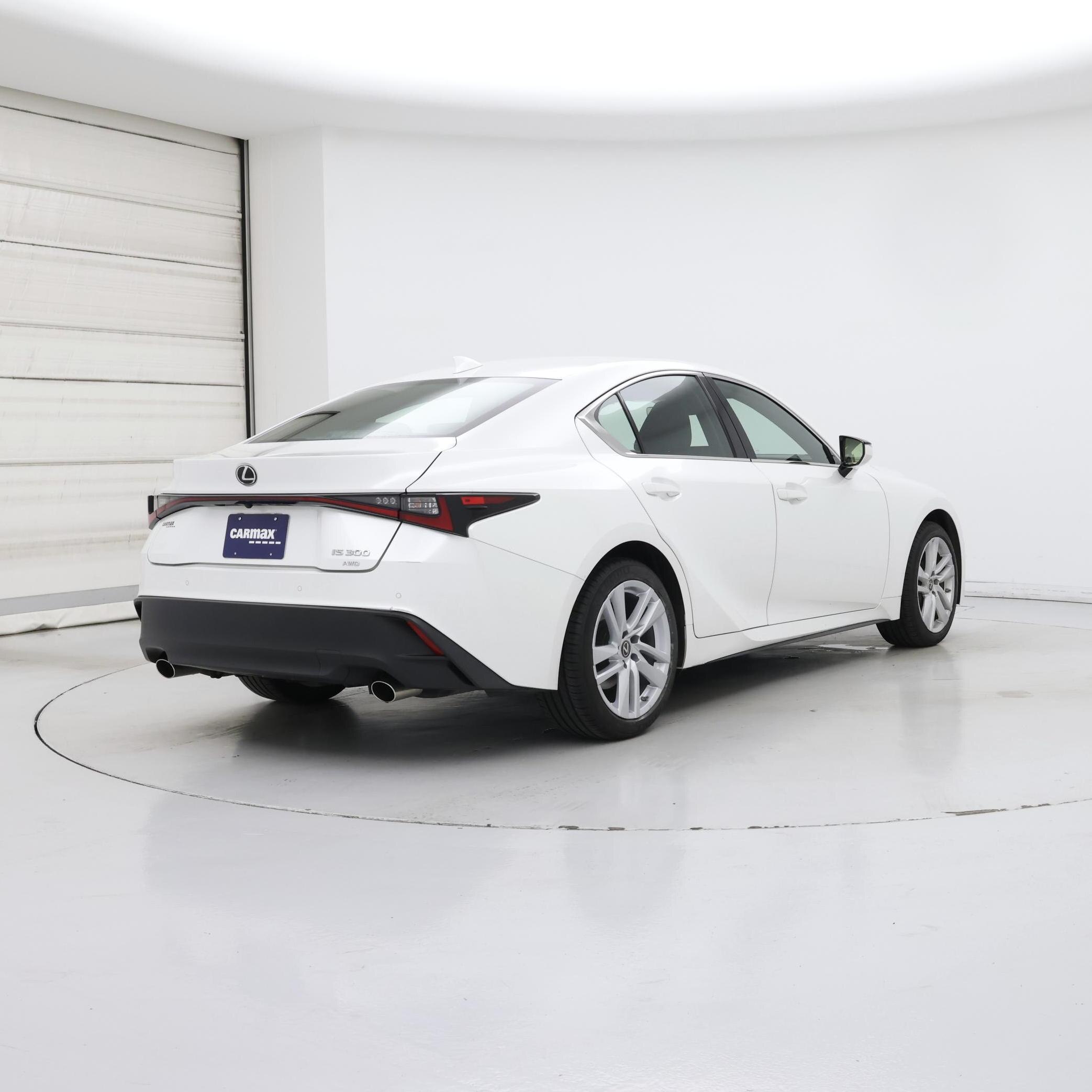 Thumbnail: 2021 Lexus IS - 8