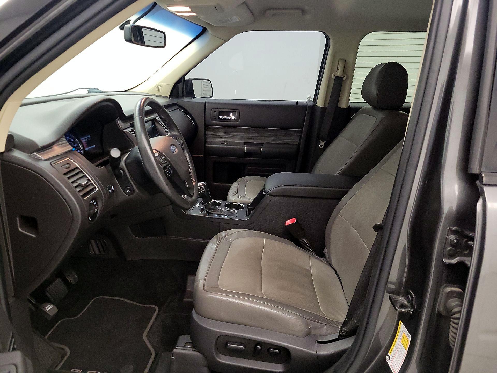 Thumbnail: 2016 Ford Flex - 11