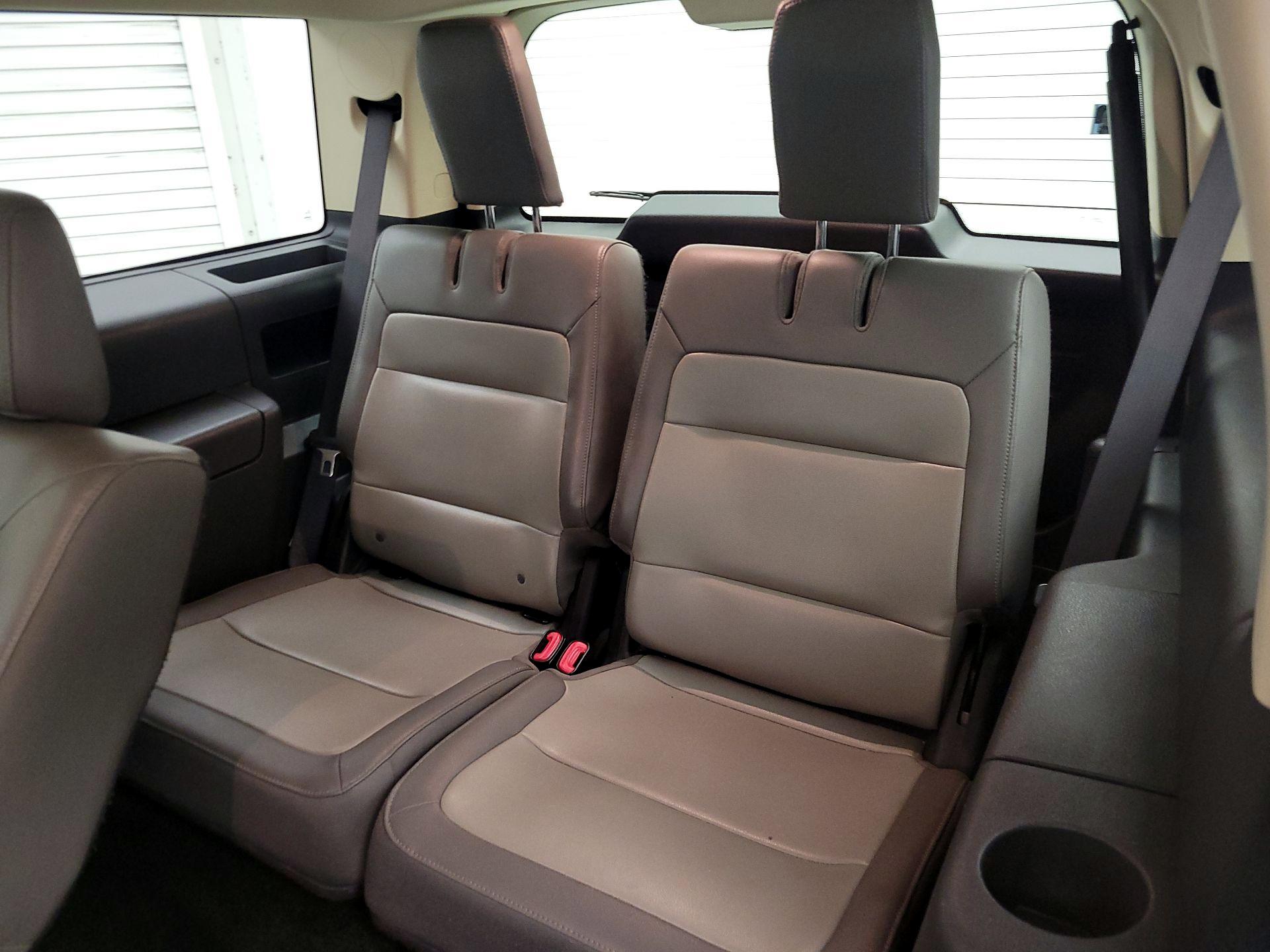 Thumbnail: 2016 Ford Flex - 20