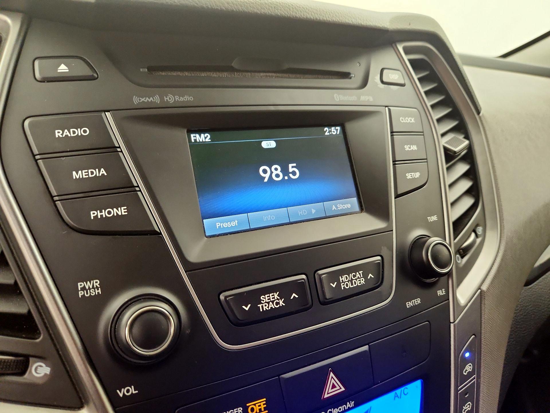 Thumbnail: 2014 Hyundai Santa Fe - 15