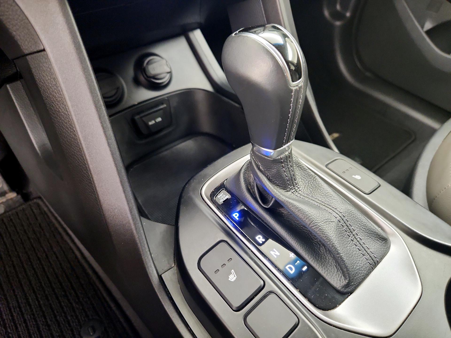 Thumbnail: 2014 Hyundai Santa Fe - 17