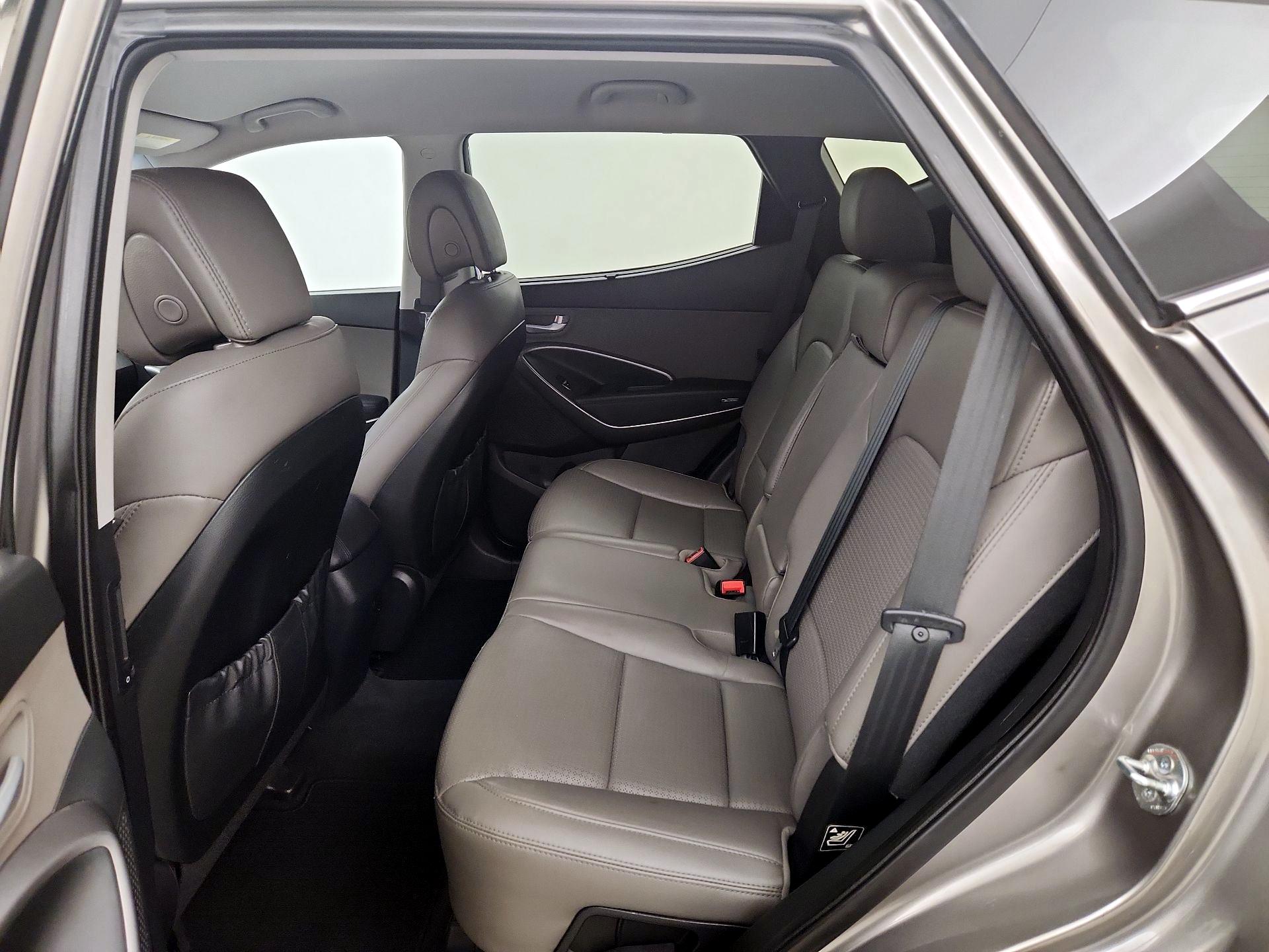 Thumbnail: 2014 Hyundai Santa Fe - 19