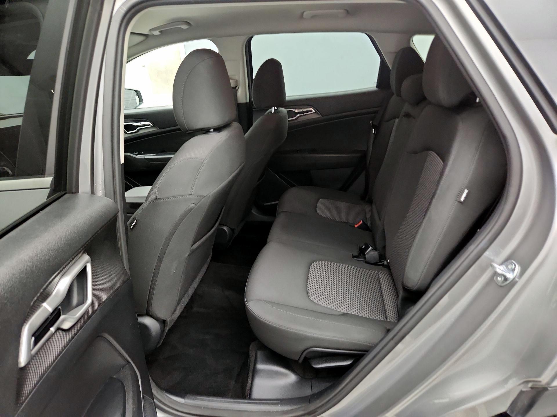 Thumbnail: 2025 Kia Sportage - 19