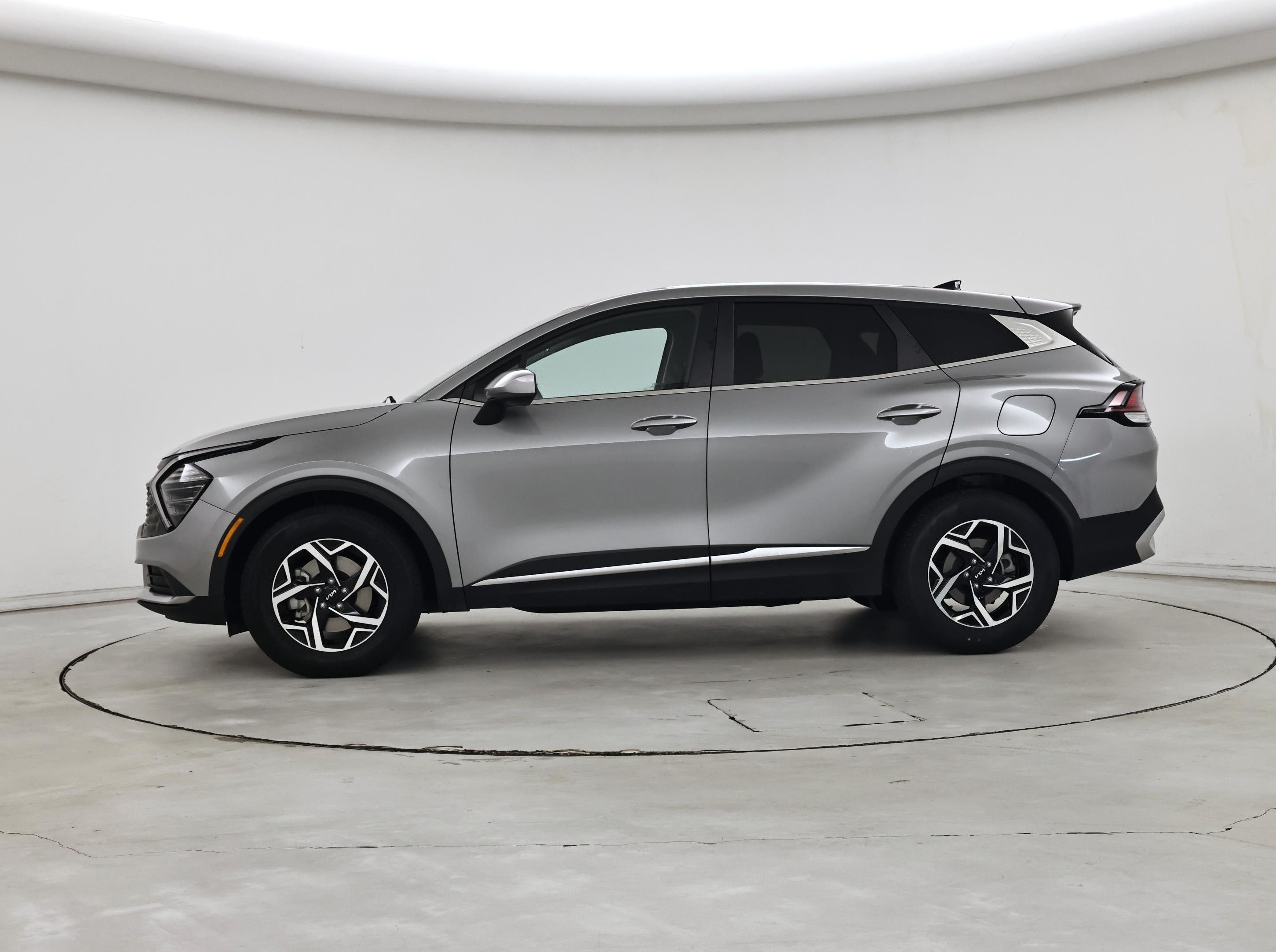 Thumbnail: 2025 Kia Sportage - 3