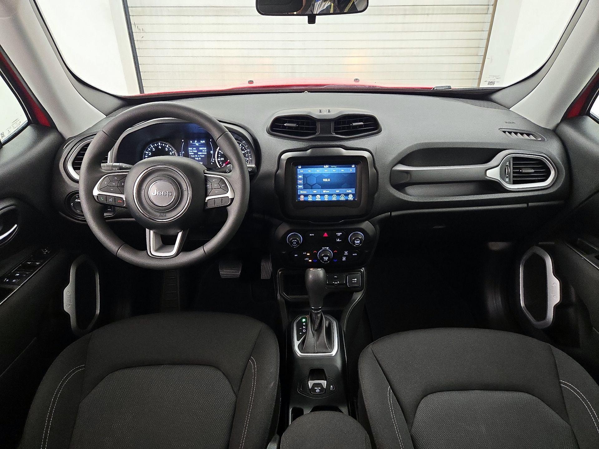 Thumbnail: 2021 Jeep Renegade - 9