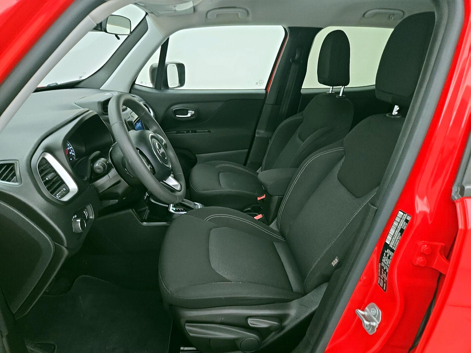 Thumbnail: 2021 Jeep Renegade - 11