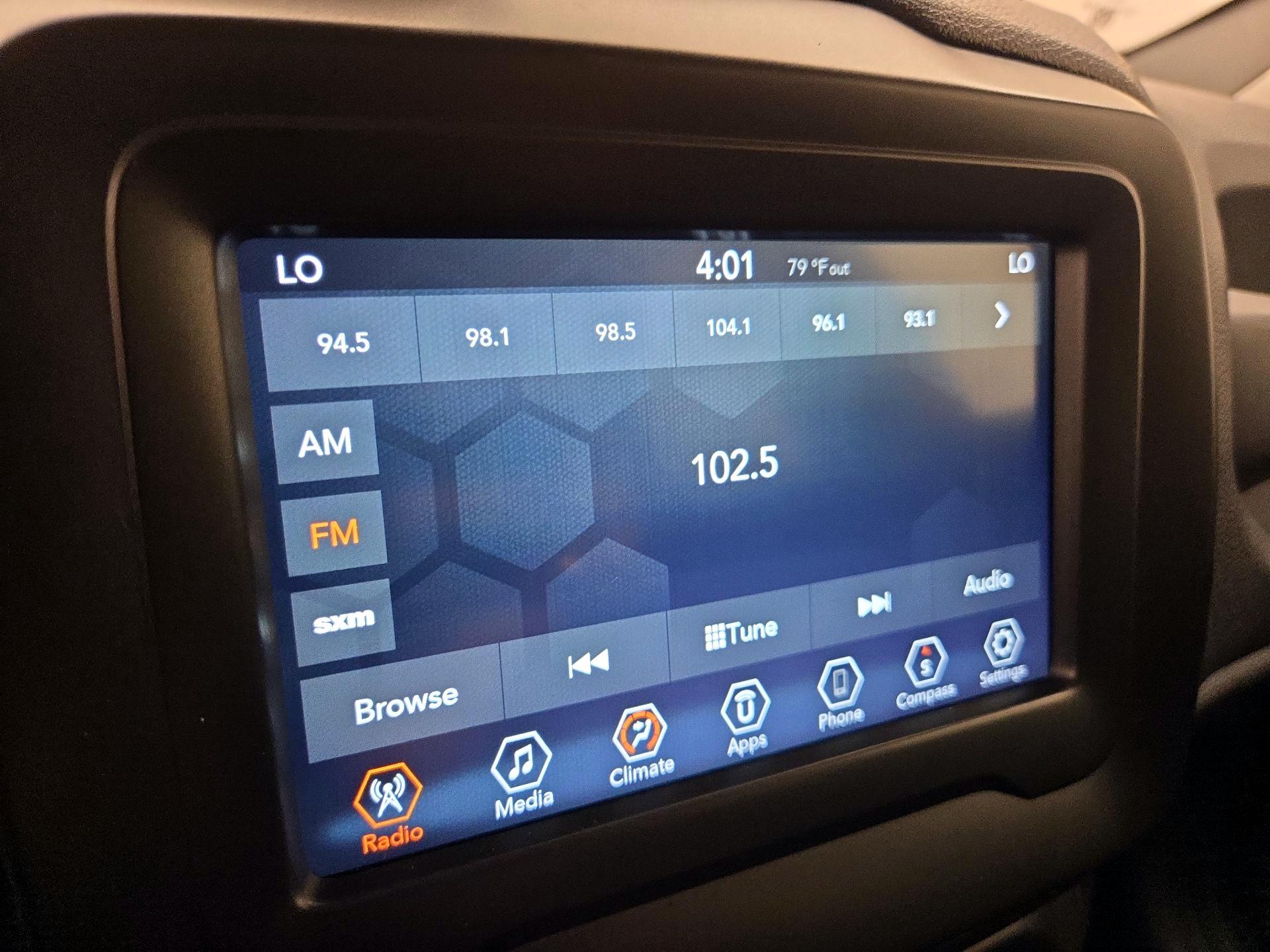 Thumbnail: 2021 Jeep Renegade - 15