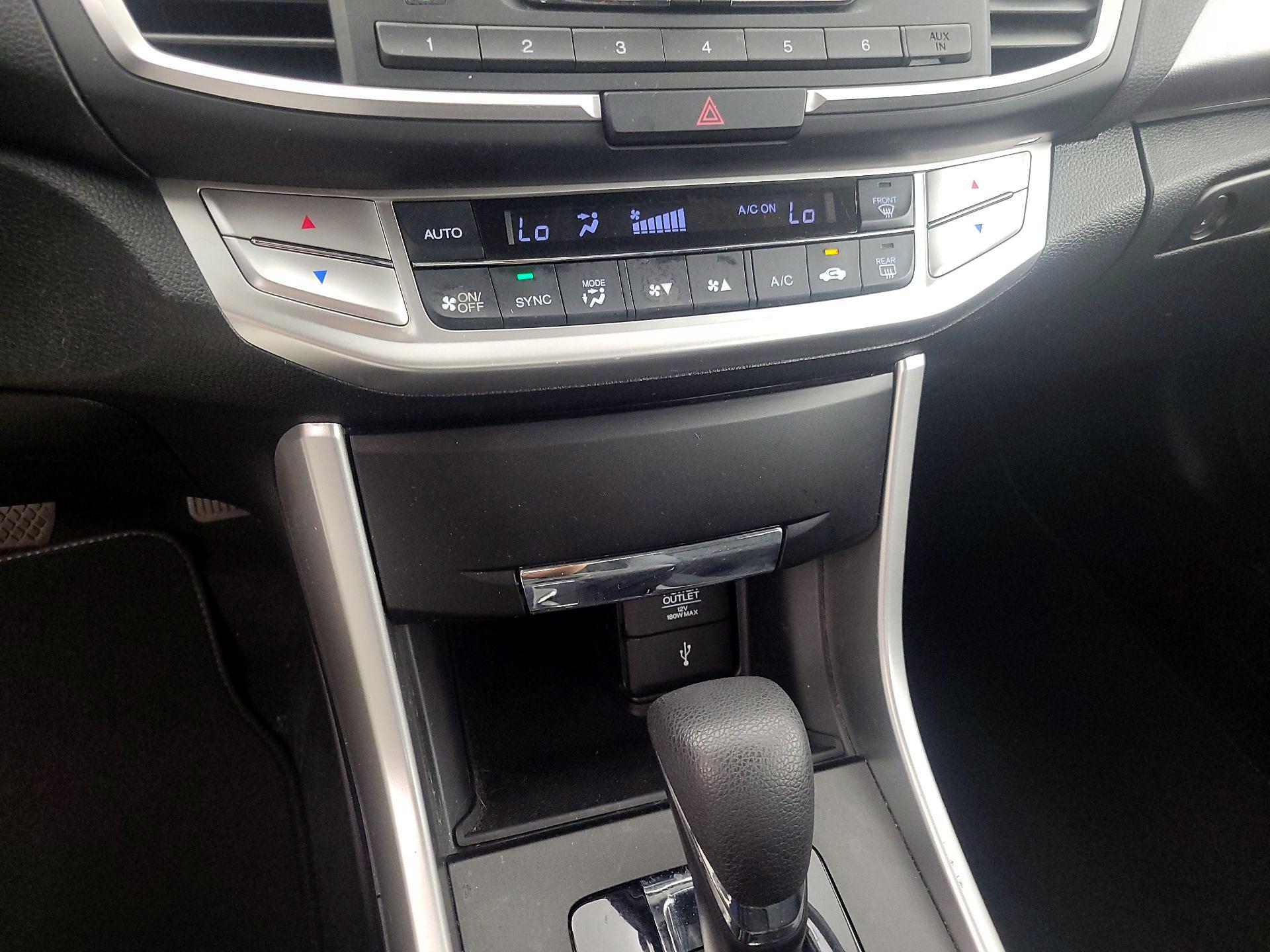 Thumbnail: 2014 Honda Accord - 16