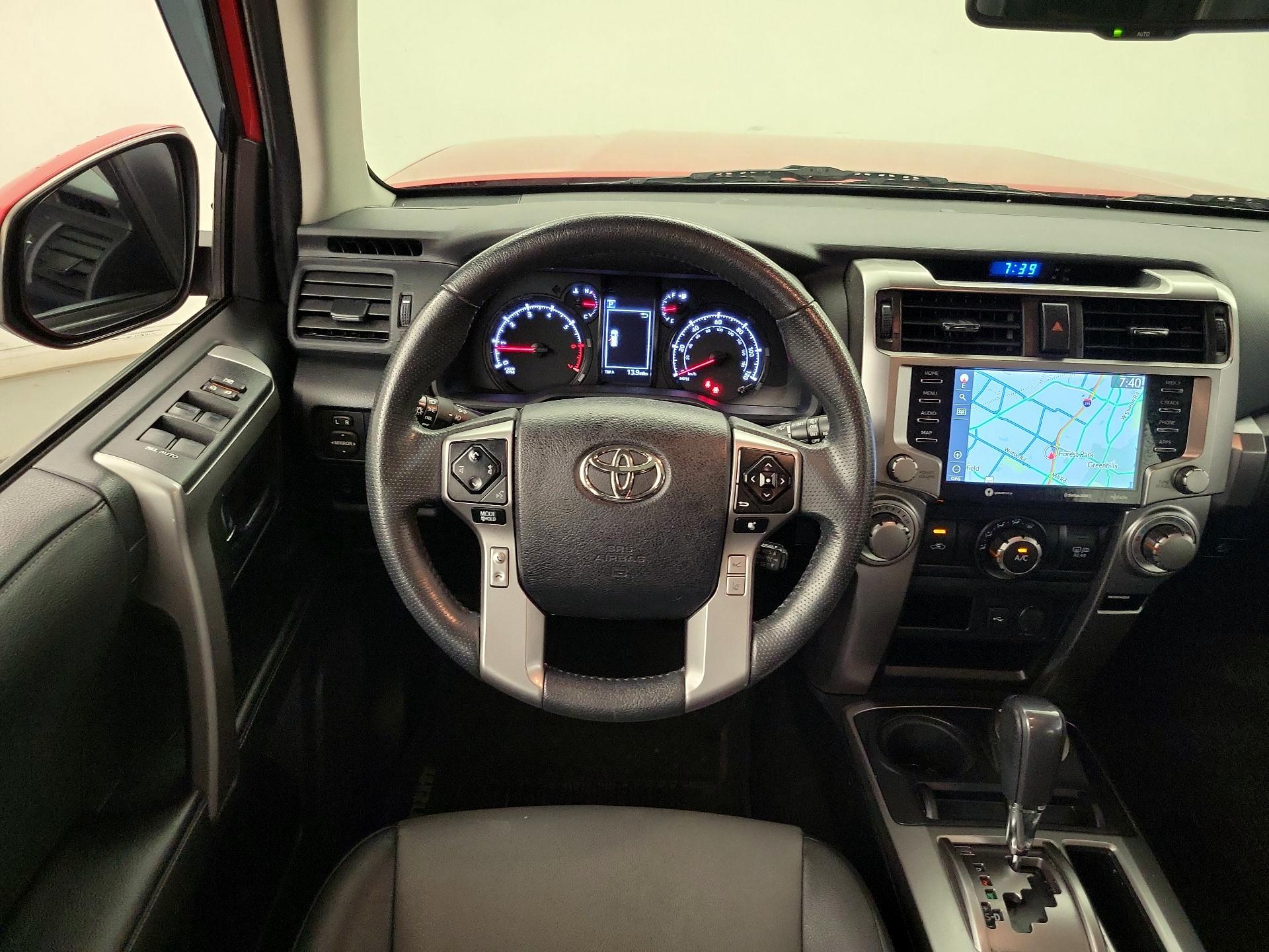 Thumbnail: 2020 Toyota 4Runner - 10