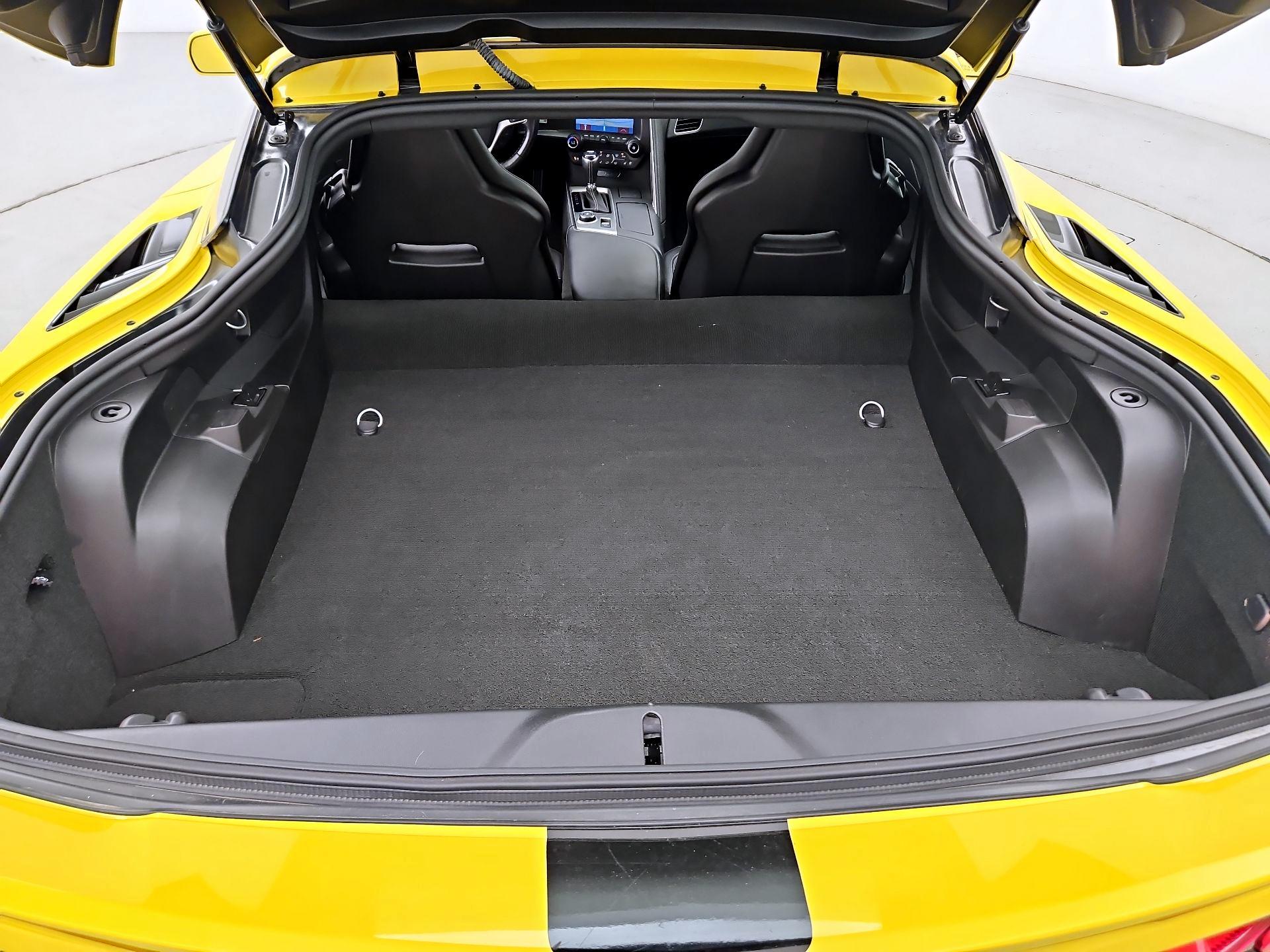 Thumbnail: 2017 Chevrolet Corvette - 19