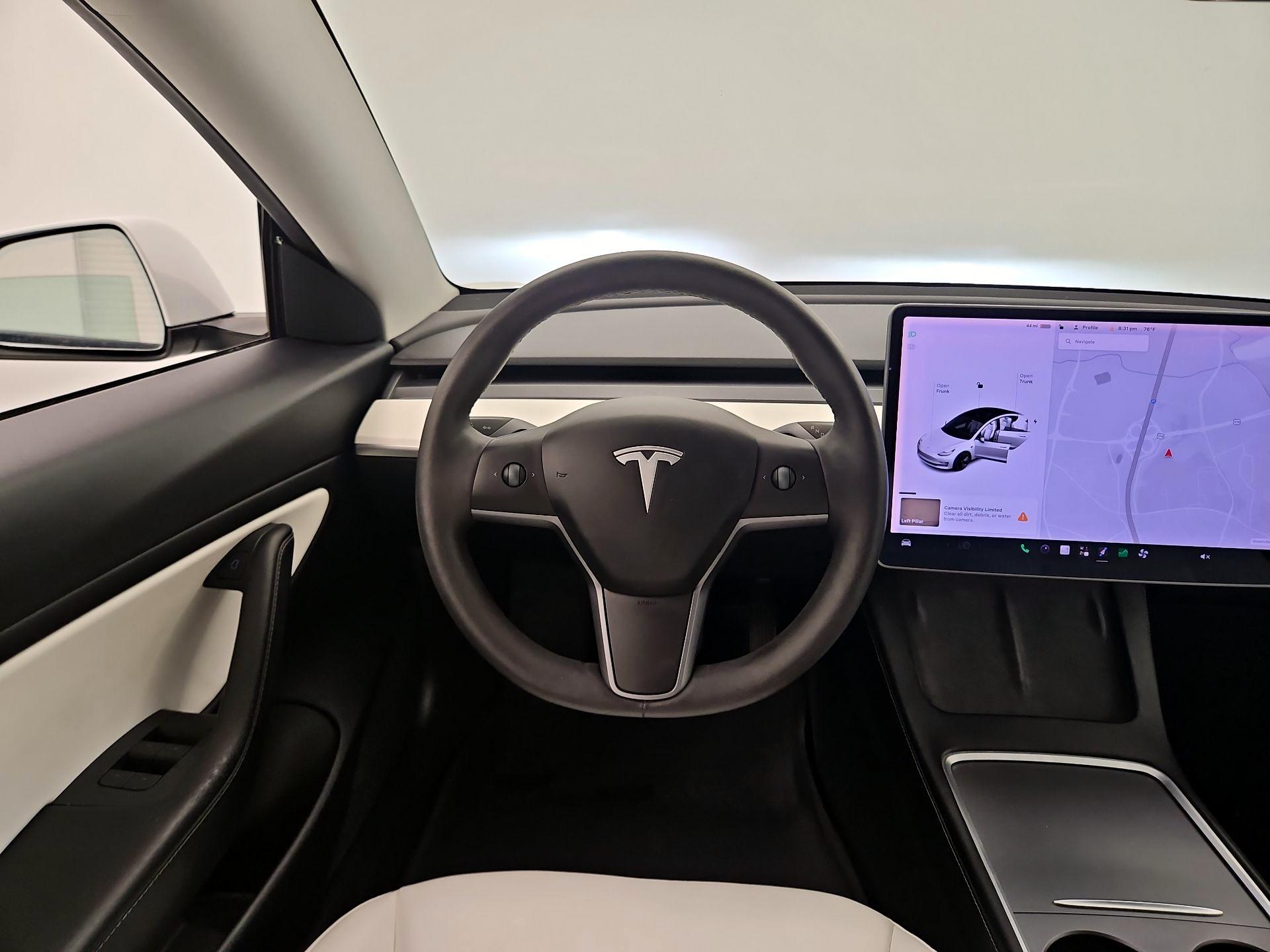 Thumbnail: 2021 Tesla Model 3 - 10
