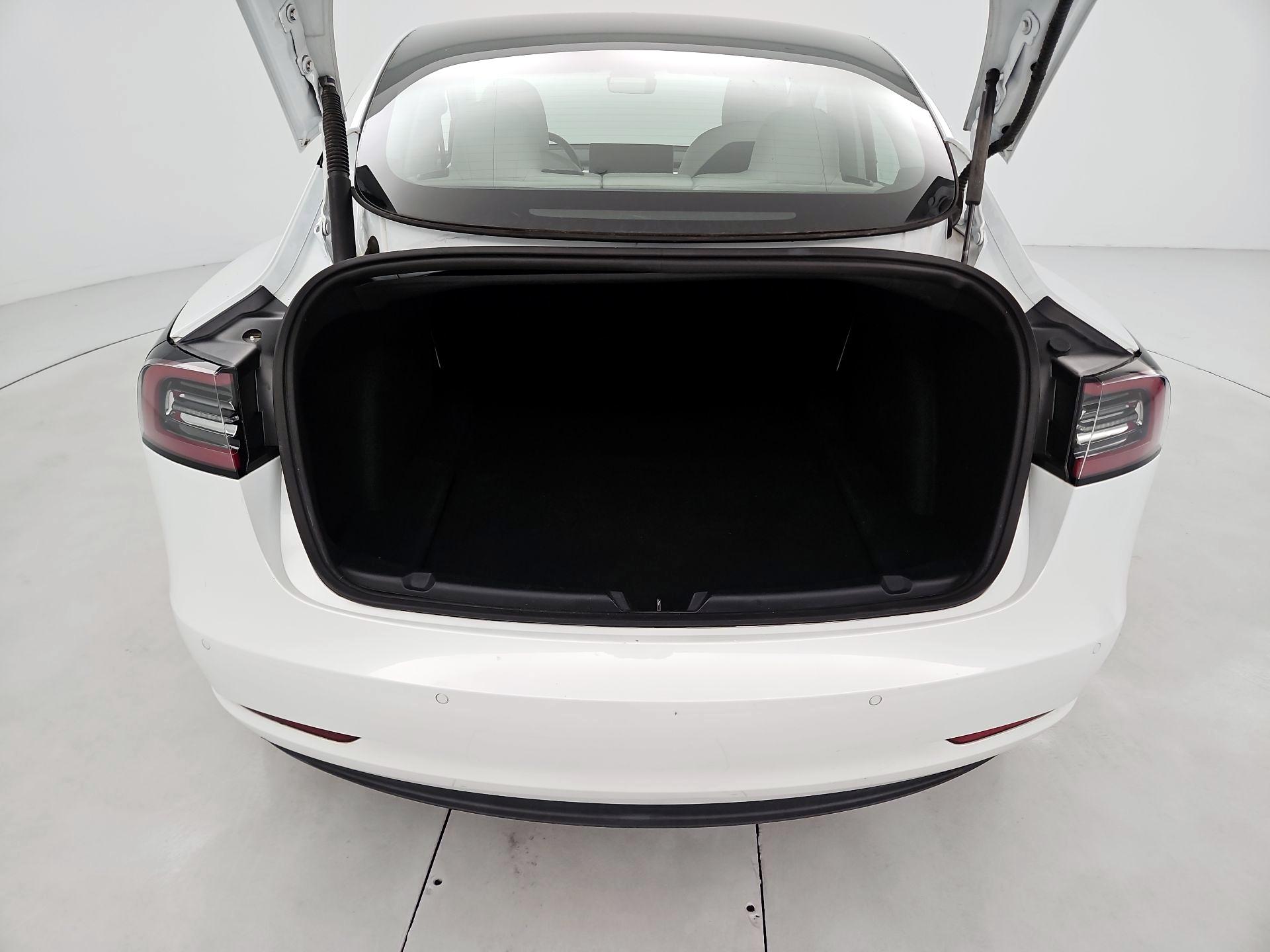 Thumbnail: 2021 Tesla Model 3 - 20