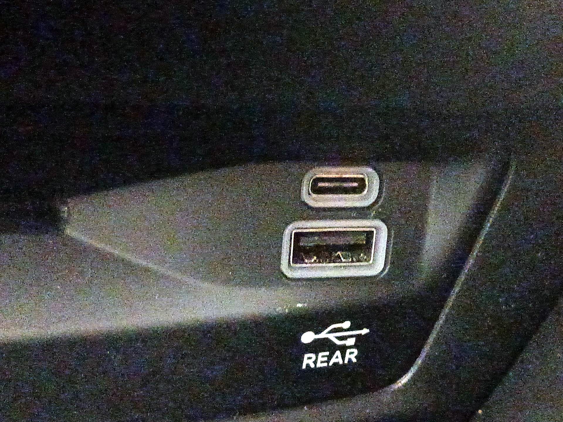 Thumbnail: 2024 Chrysler Pacifica - 19