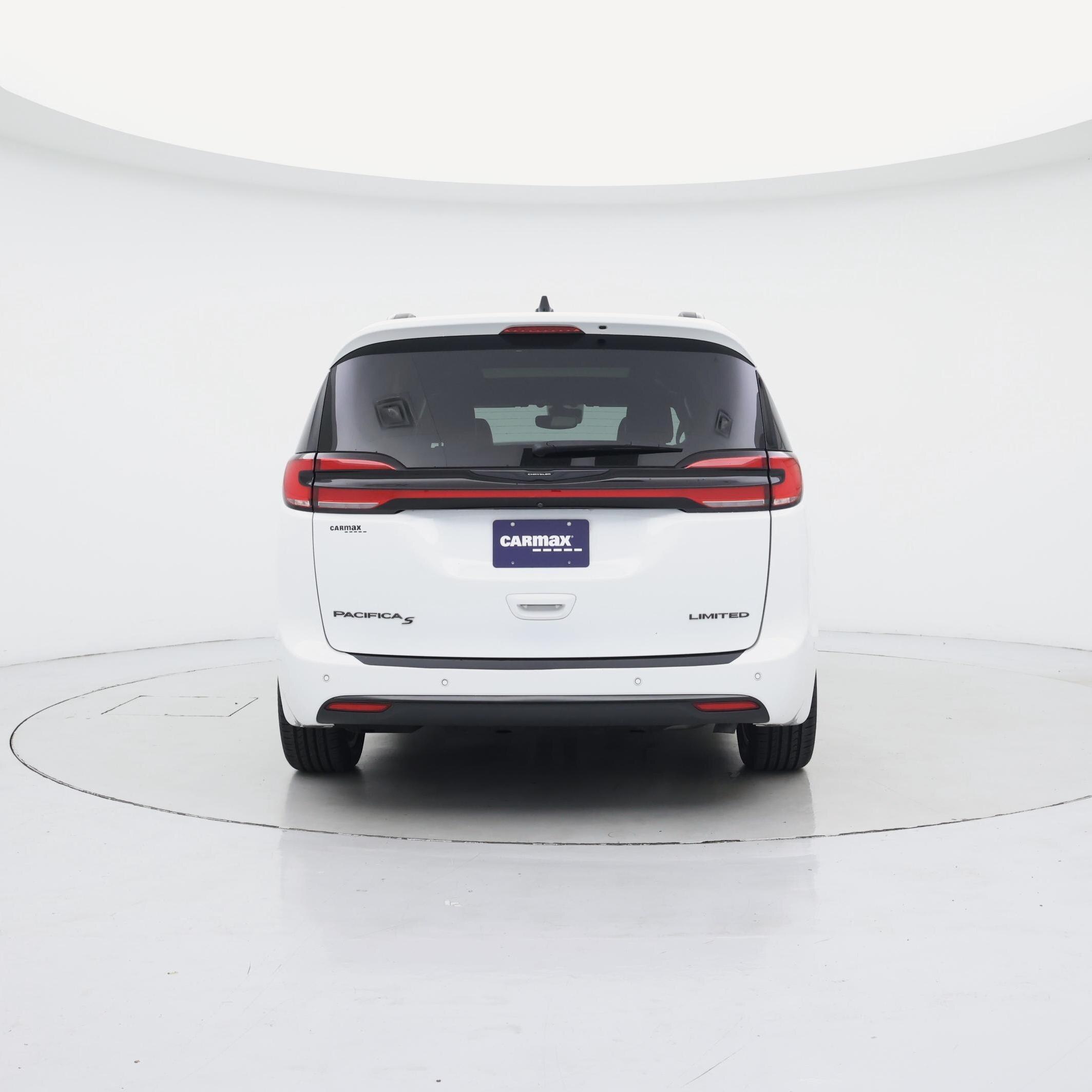 Thumbnail: 2024 Chrysler Pacifica - 6