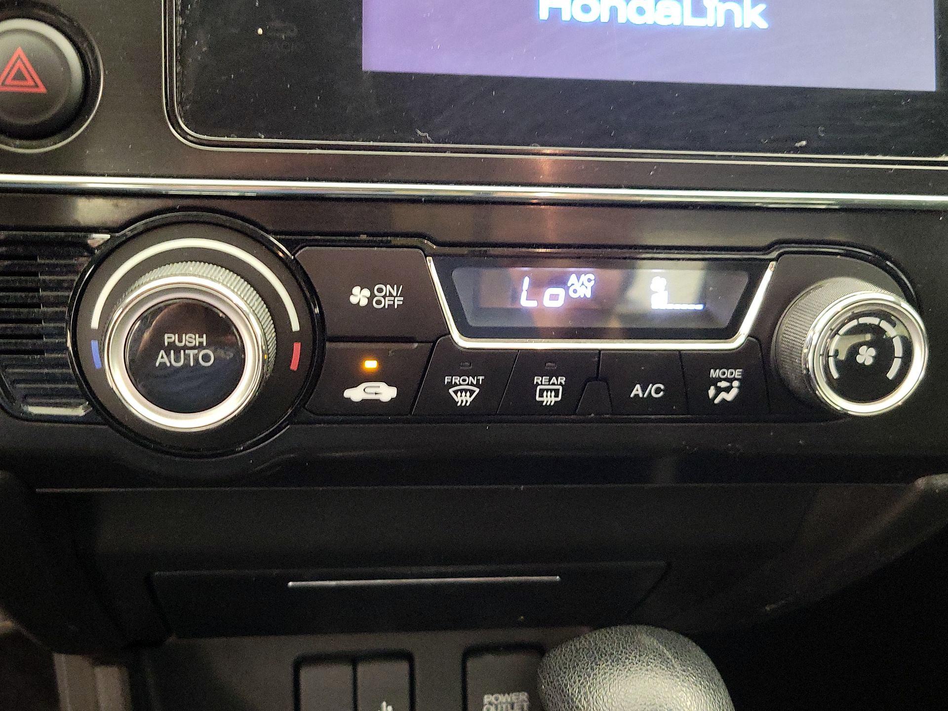 Thumbnail: 2015 Honda Civic - 16